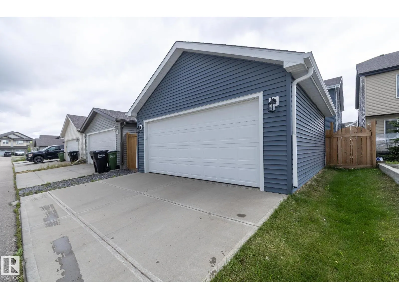 7712 Eifert CR NW