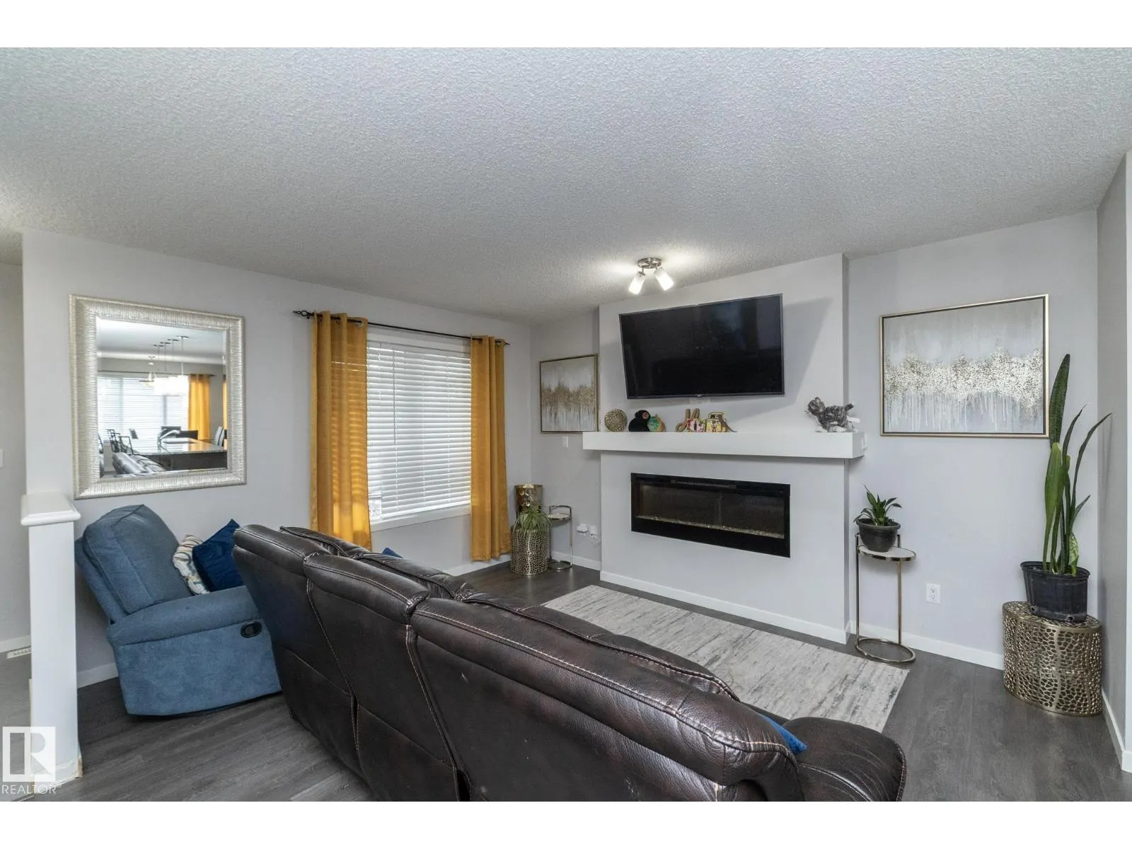 7712 Eifert CR NW