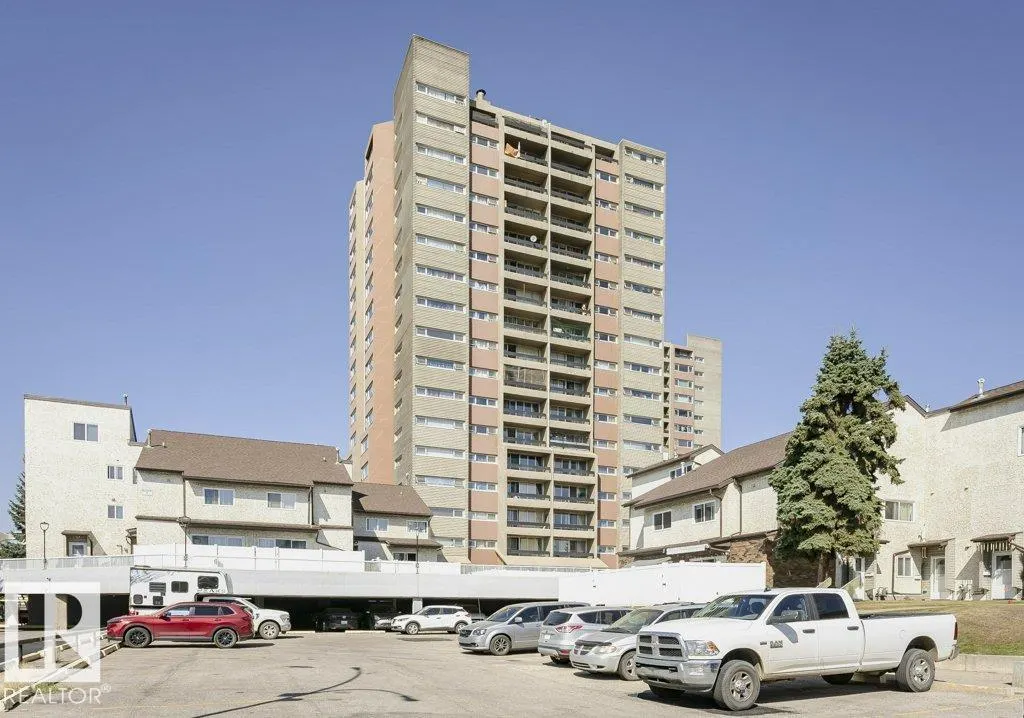 #143 8735 165 ST NW
