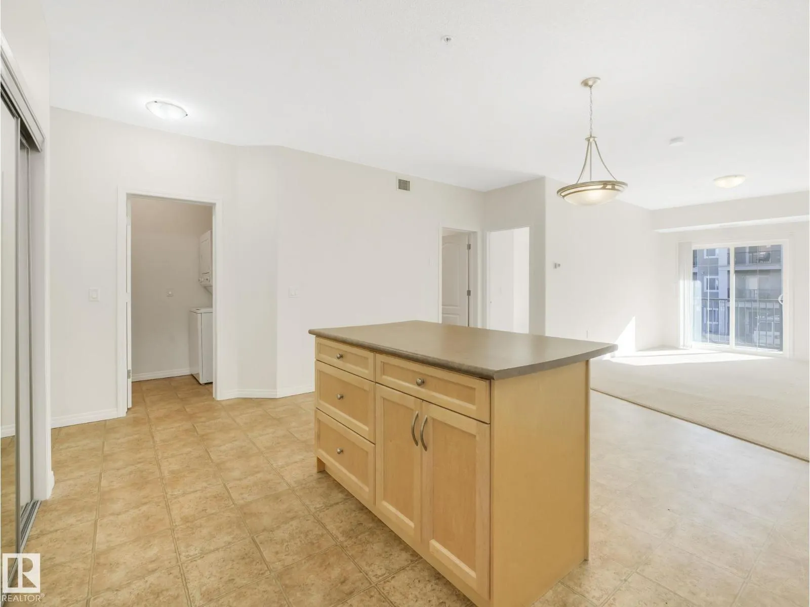#210 105 WEST HAVEN DR