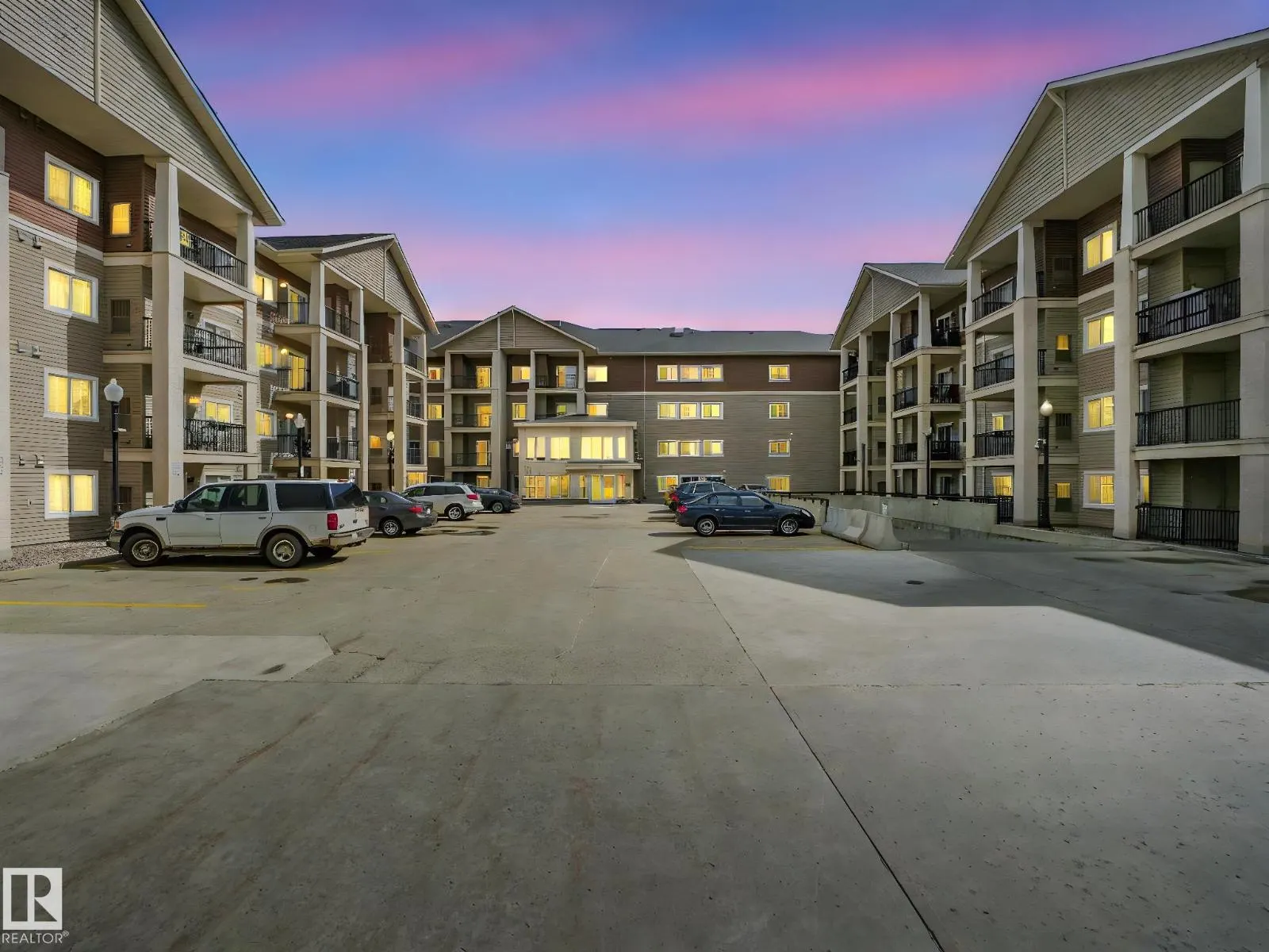 #210 105 WEST HAVEN DR