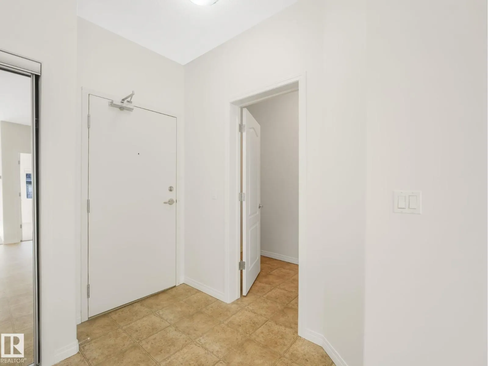 #210 105 WEST HAVEN DR