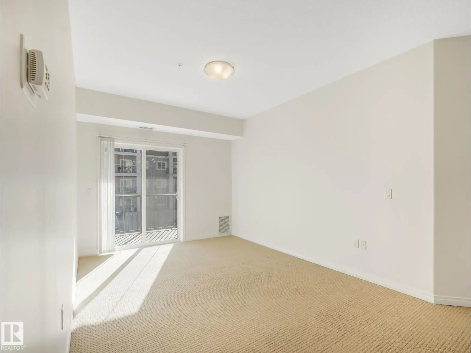 #210 105 WEST HAVEN DR