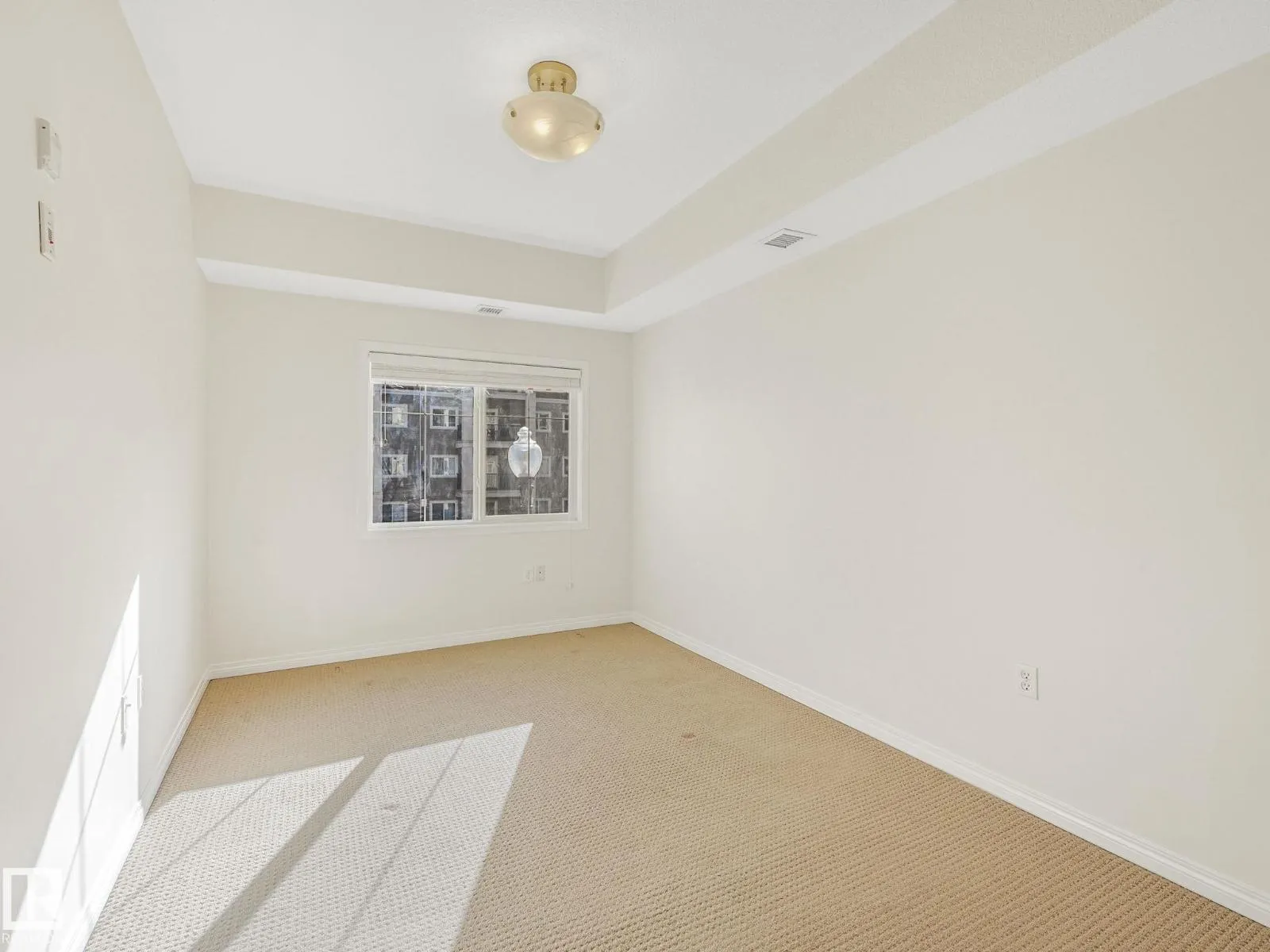 #210 105 WEST HAVEN DR