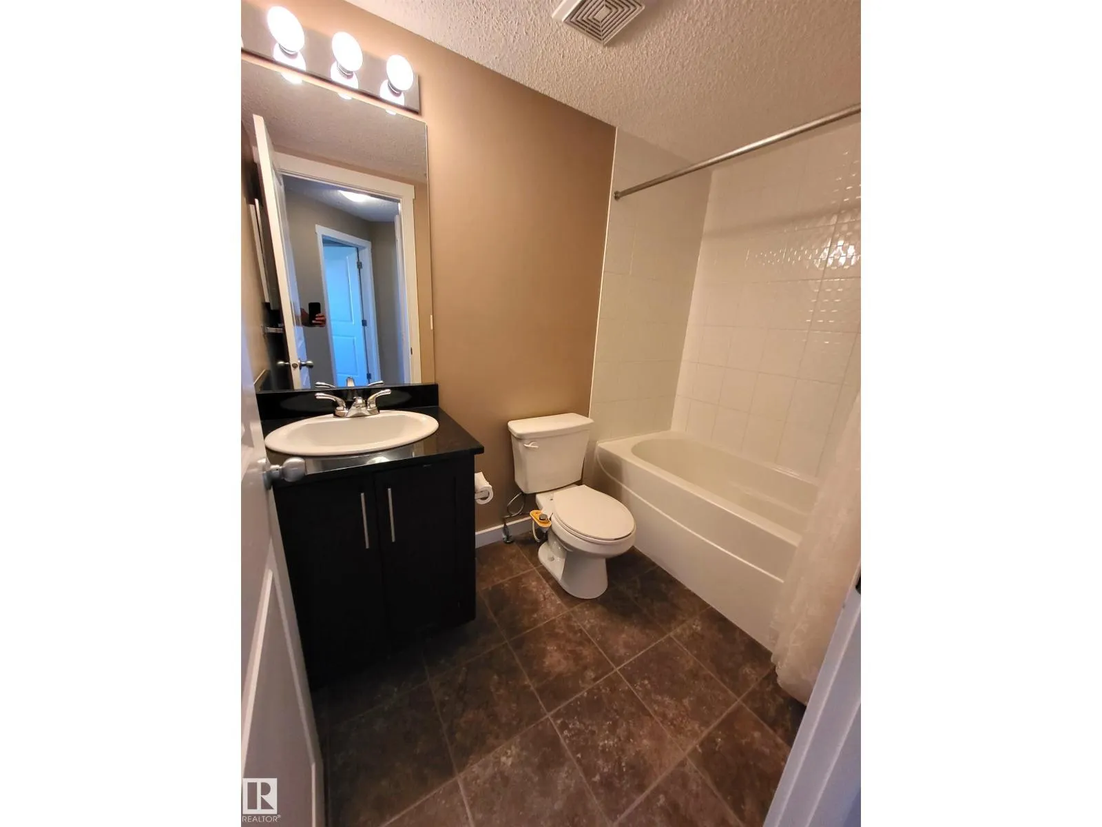#313 1510 WATT DR SW