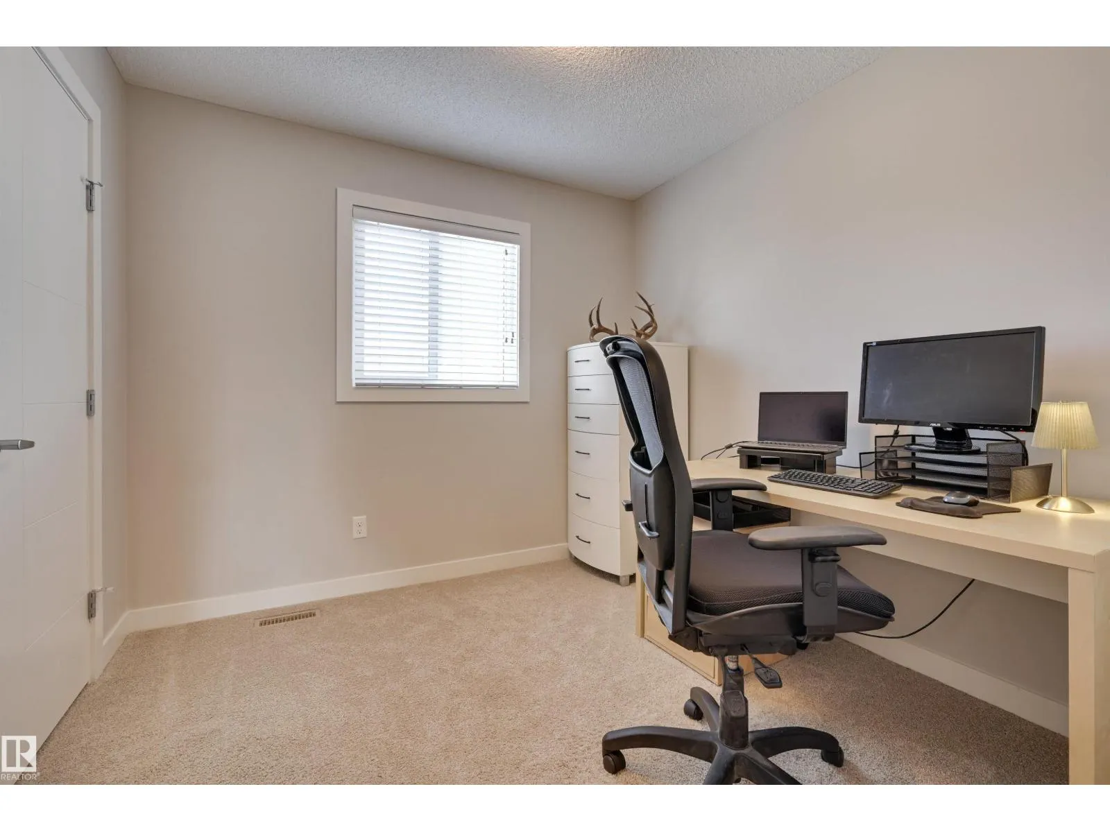 7343 EDGEMONT WY NW
