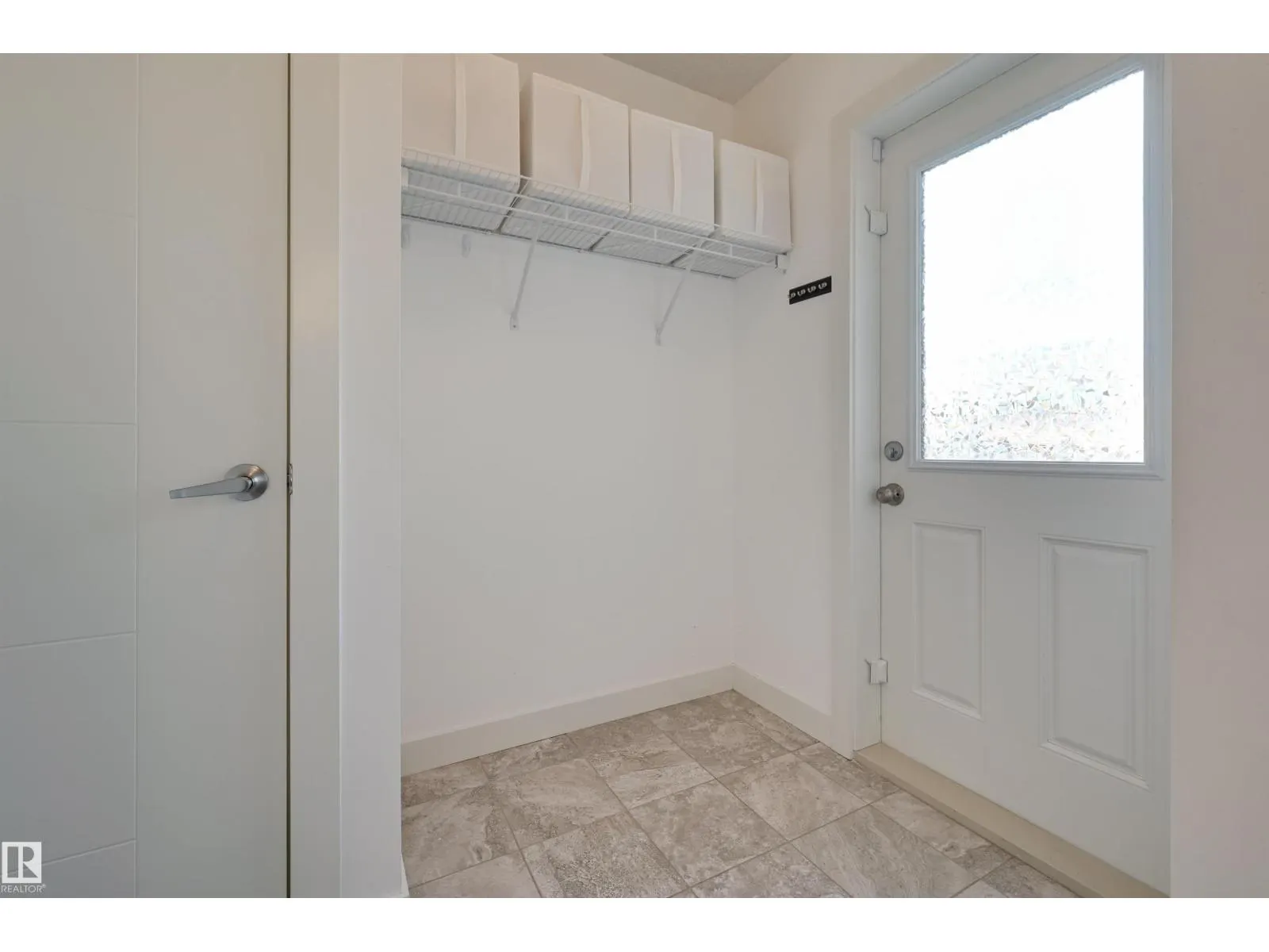 7343 EDGEMONT WY NW