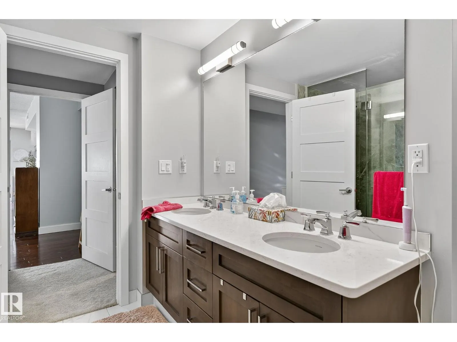 #401 10028 119 ST NW