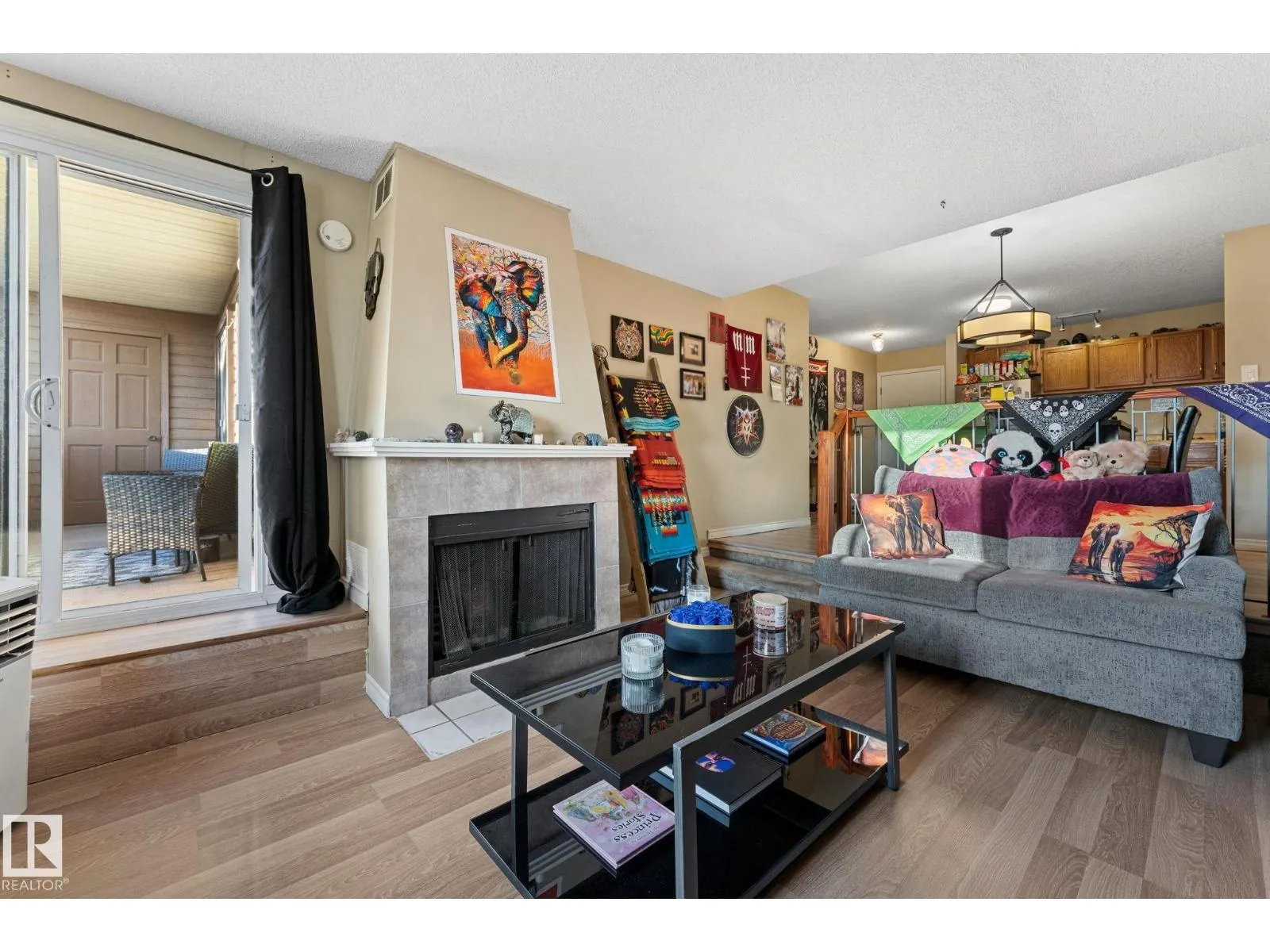 #202 2904 139 AV NW