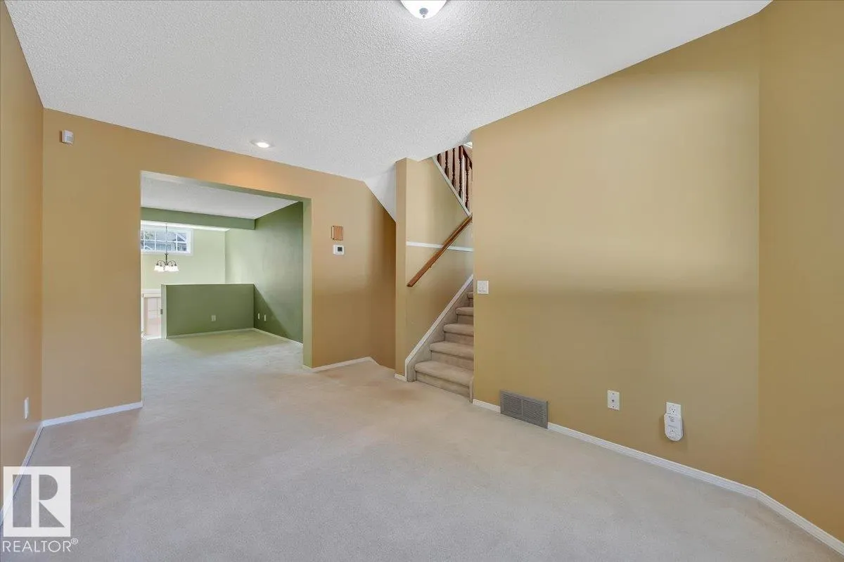 #3 90 LIBERTON DR