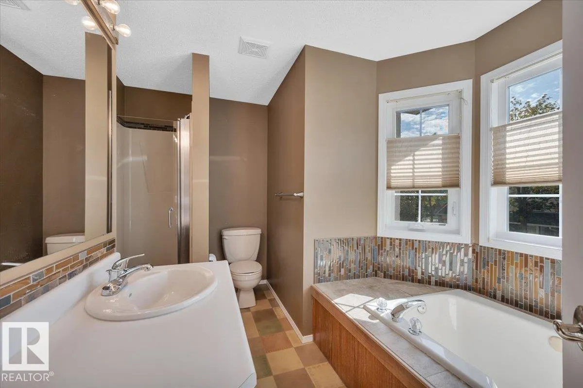 #3 90 LIBERTON DR