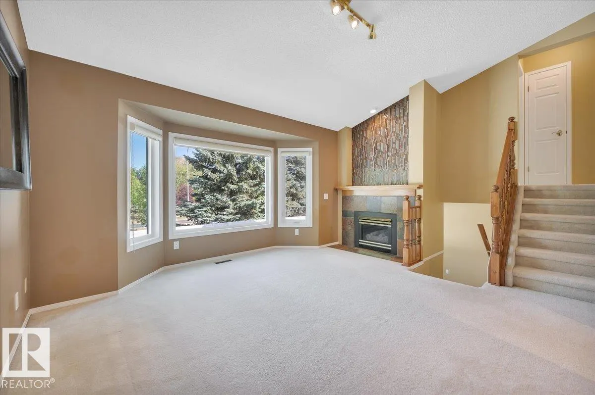 #3 90 LIBERTON DR