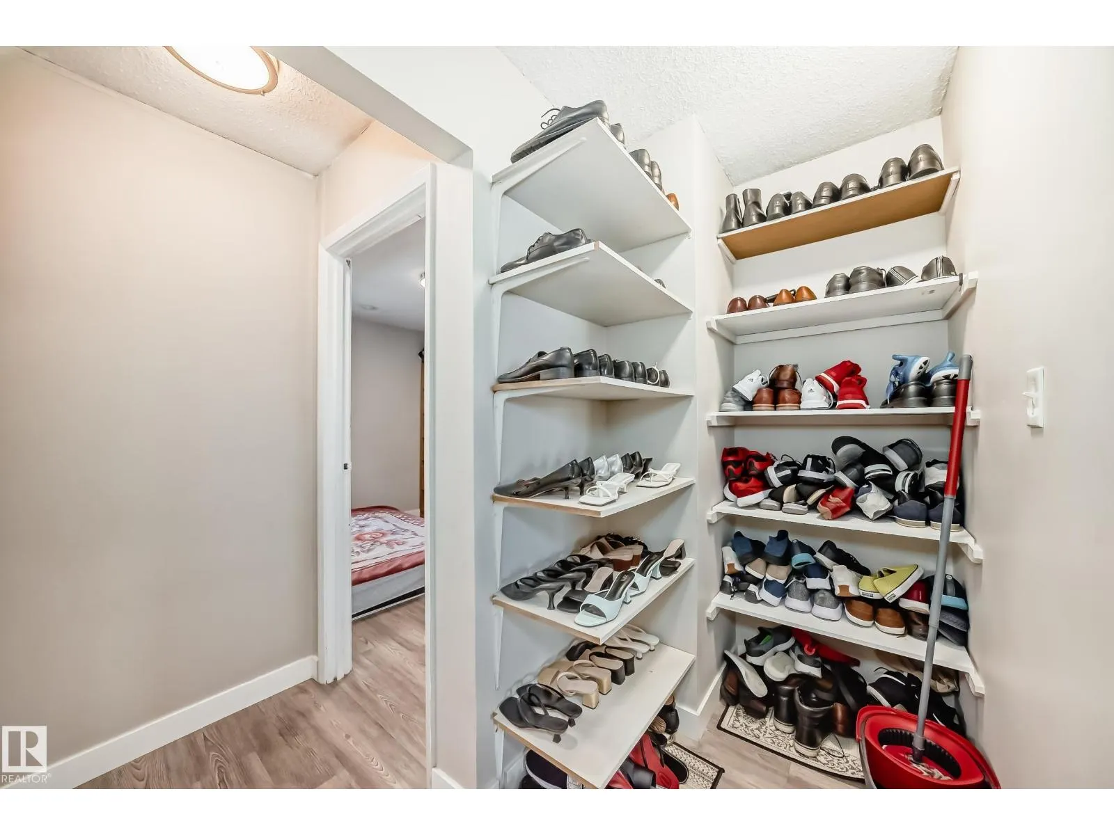 5535 144A AV NW