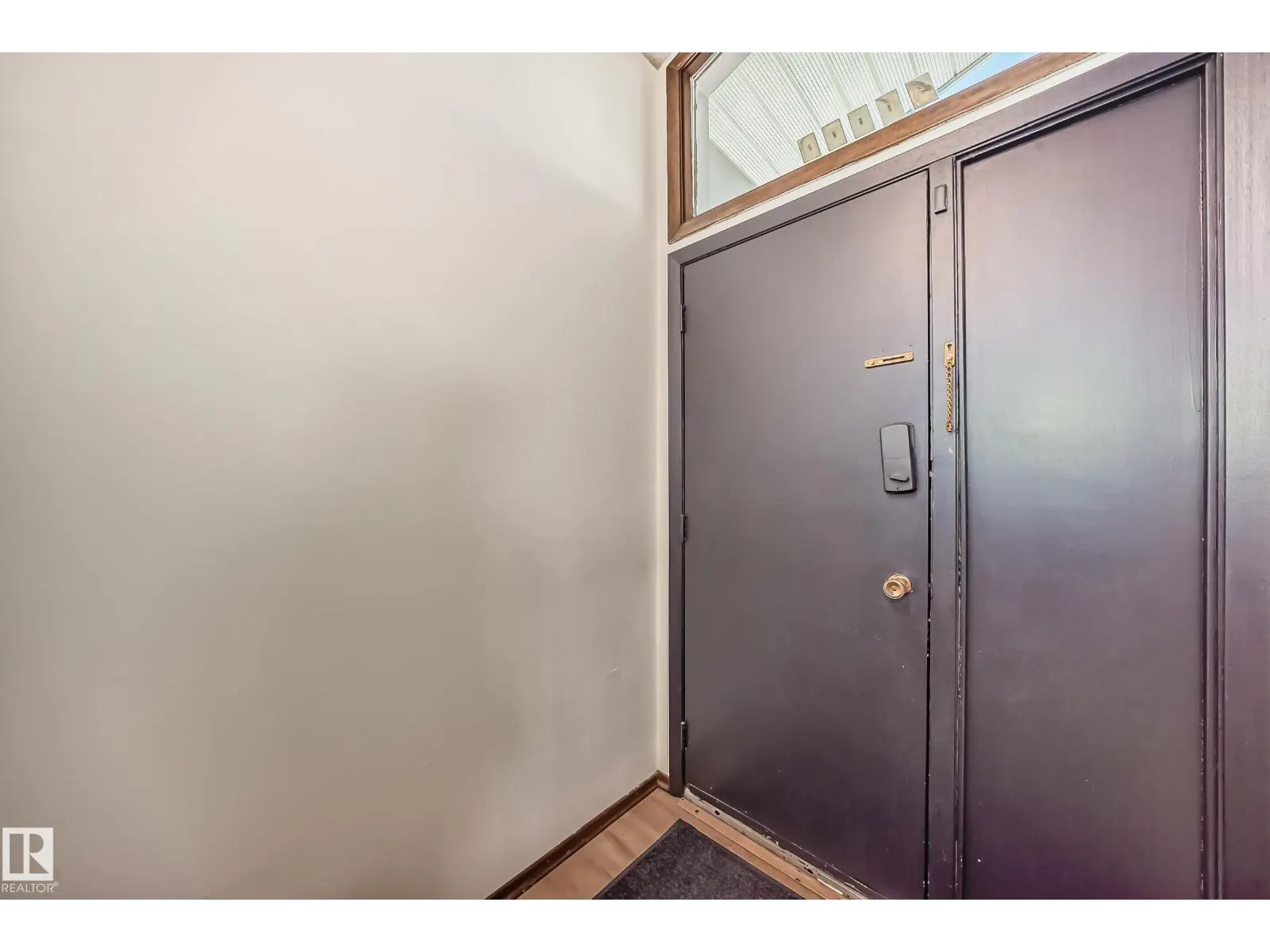 11211 79 ST NW