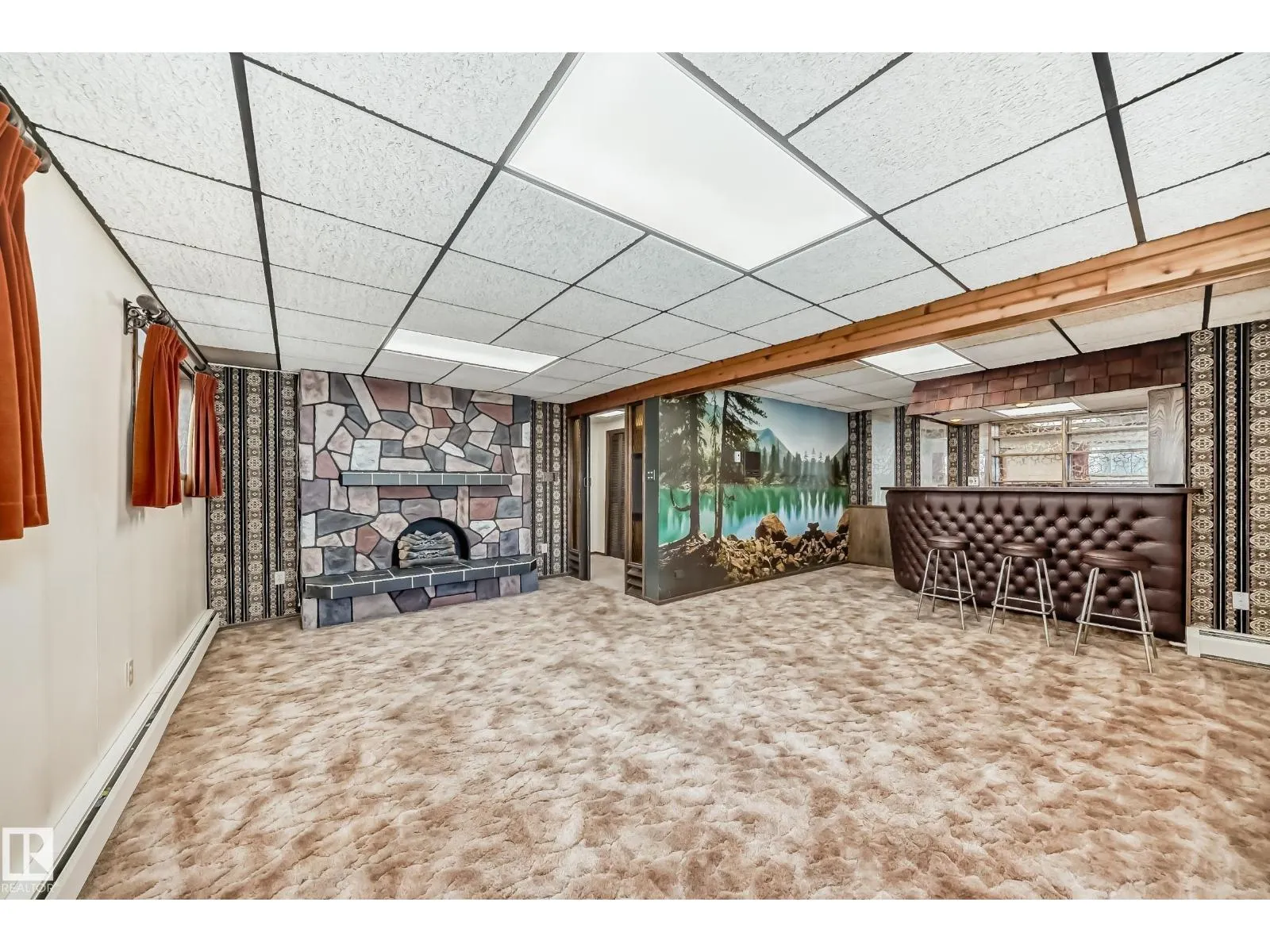 11211 79 ST NW