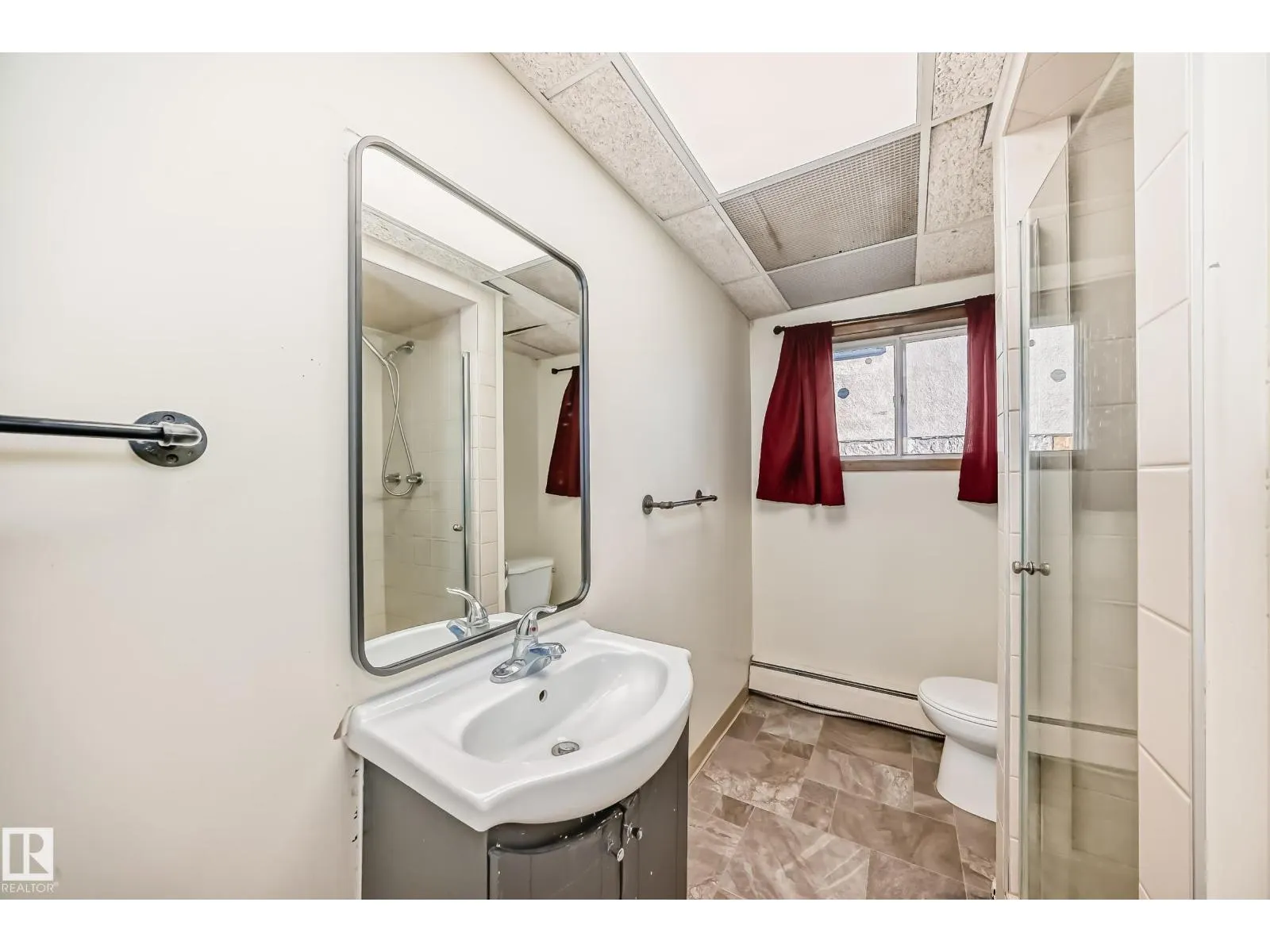 11211 79 ST NW