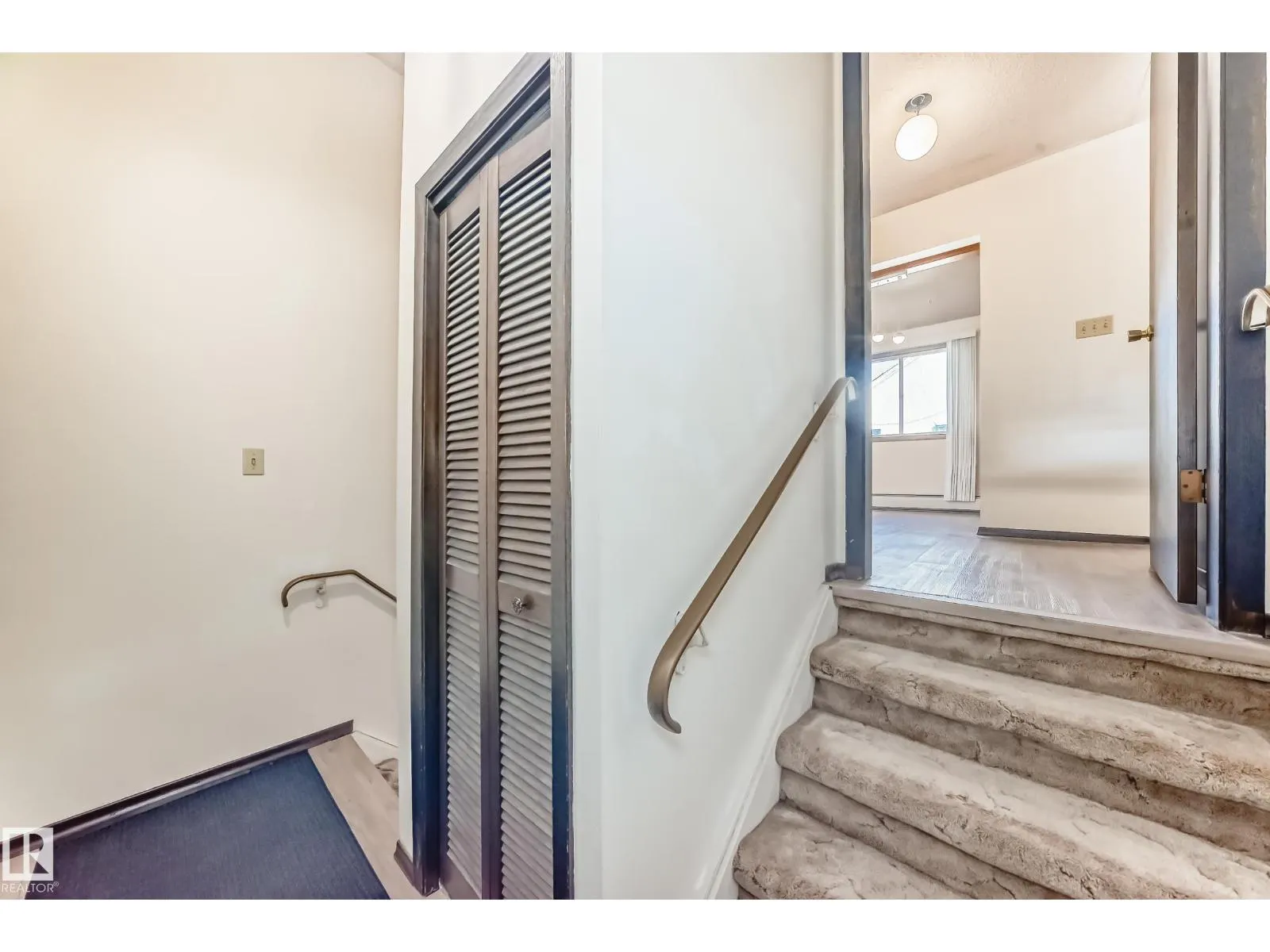 11211 79 ST NW