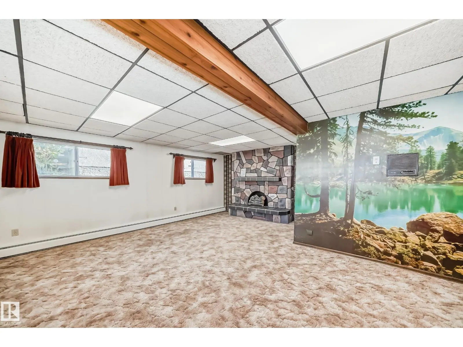 11211 79 ST NW