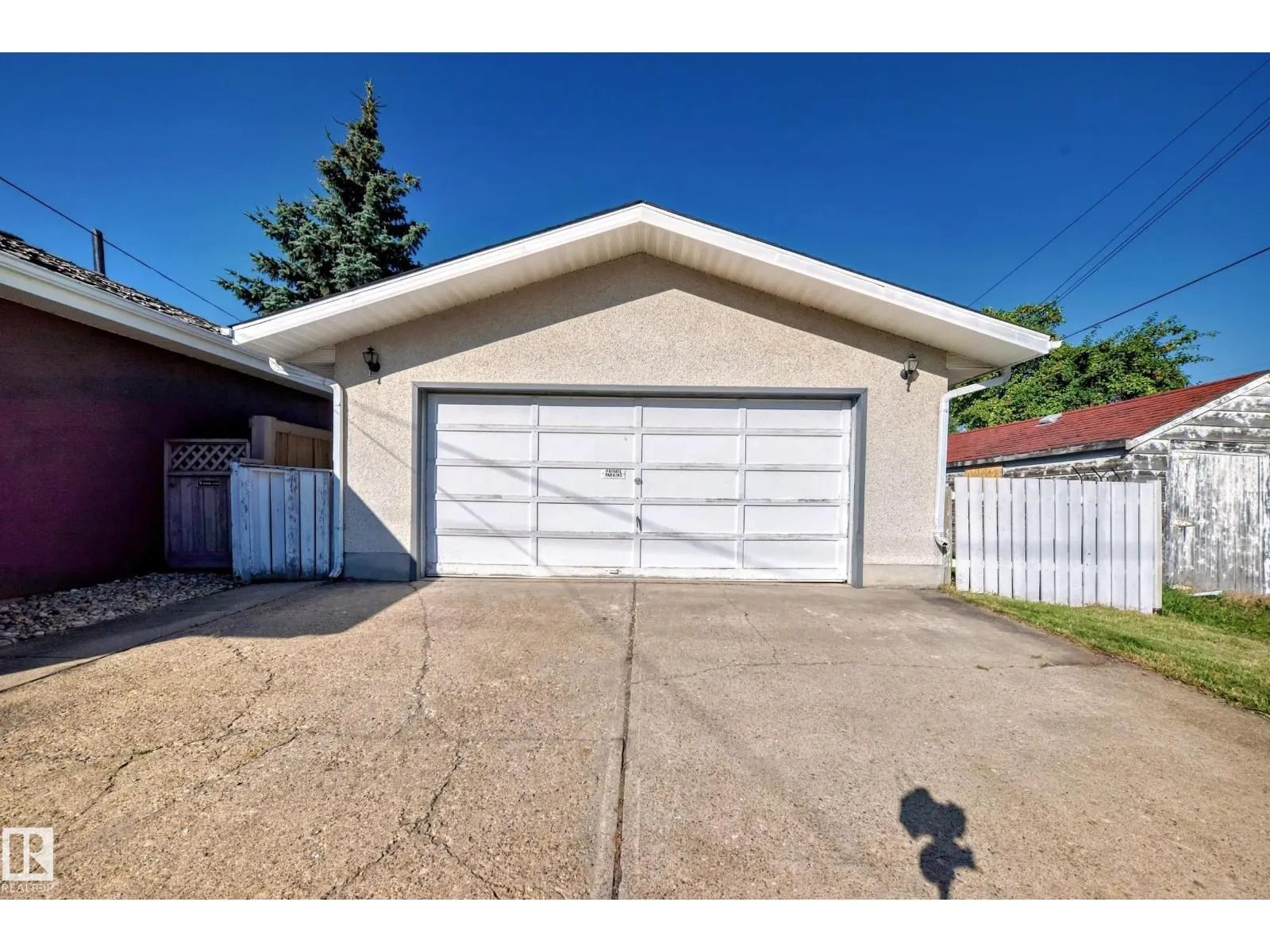 11211 79 ST NW