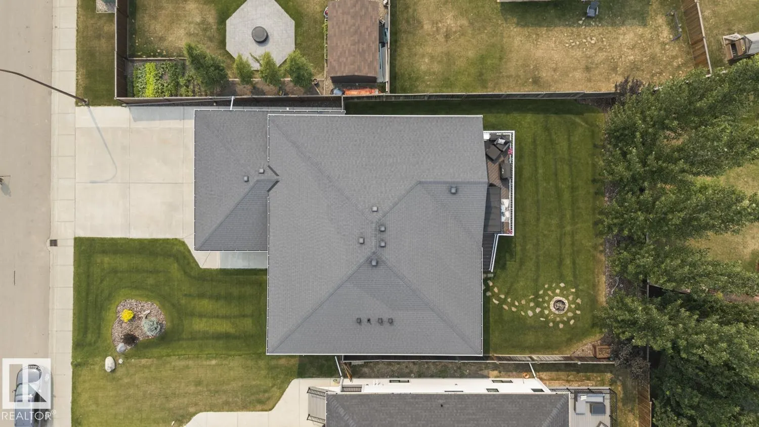 2518 Lockhart WY