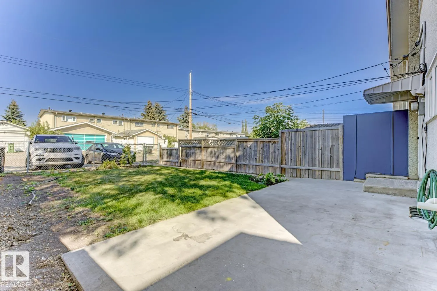 8308 133 AV NW