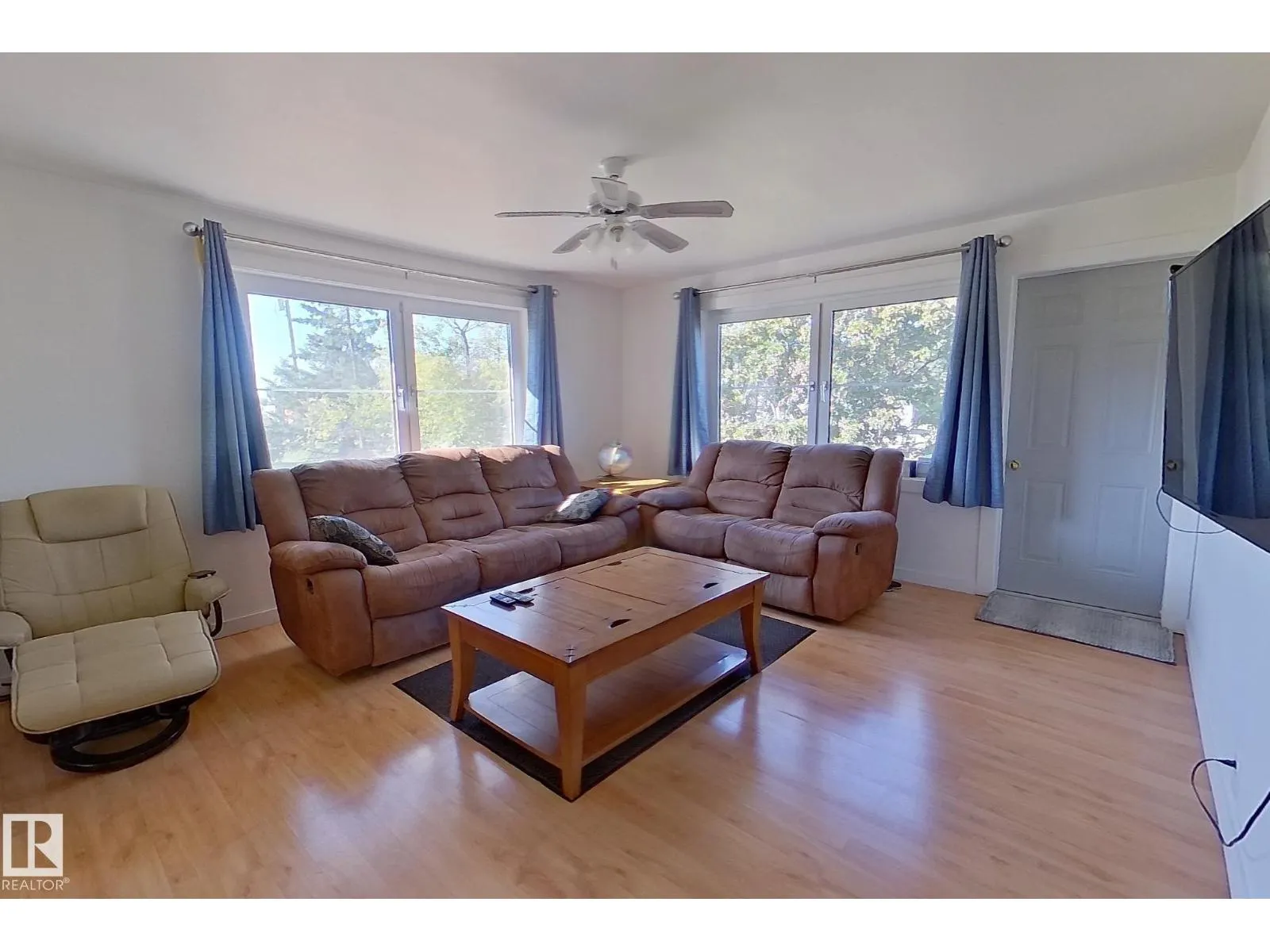 301 2nd Street