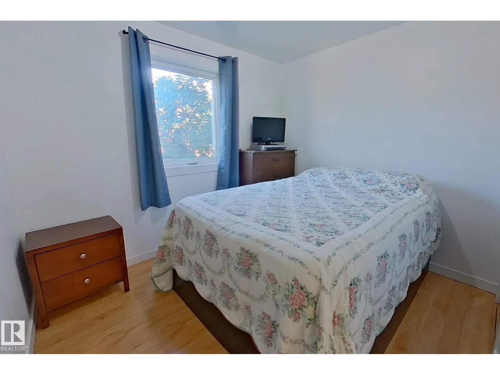301 2nd Street