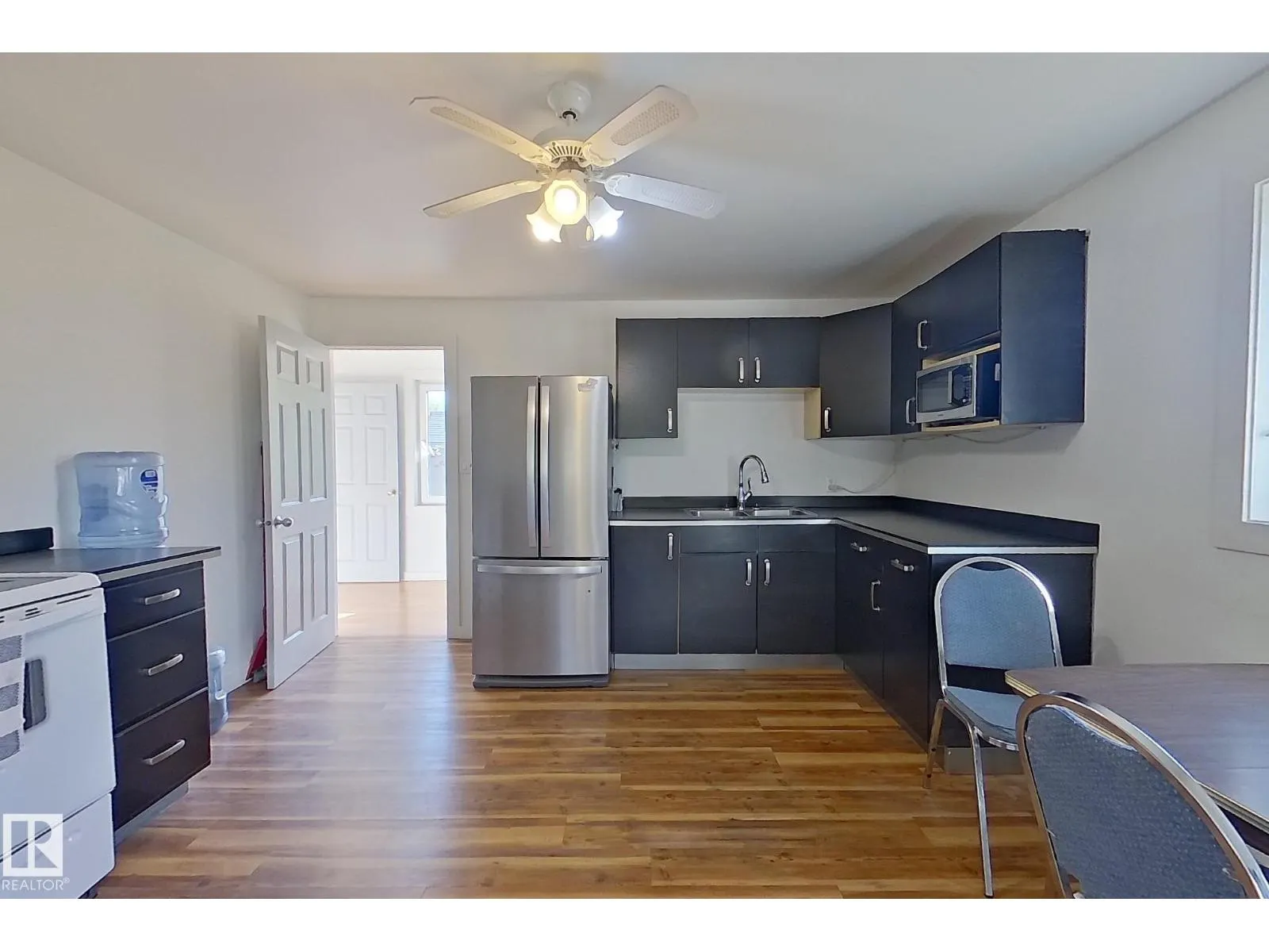301 2nd Street
