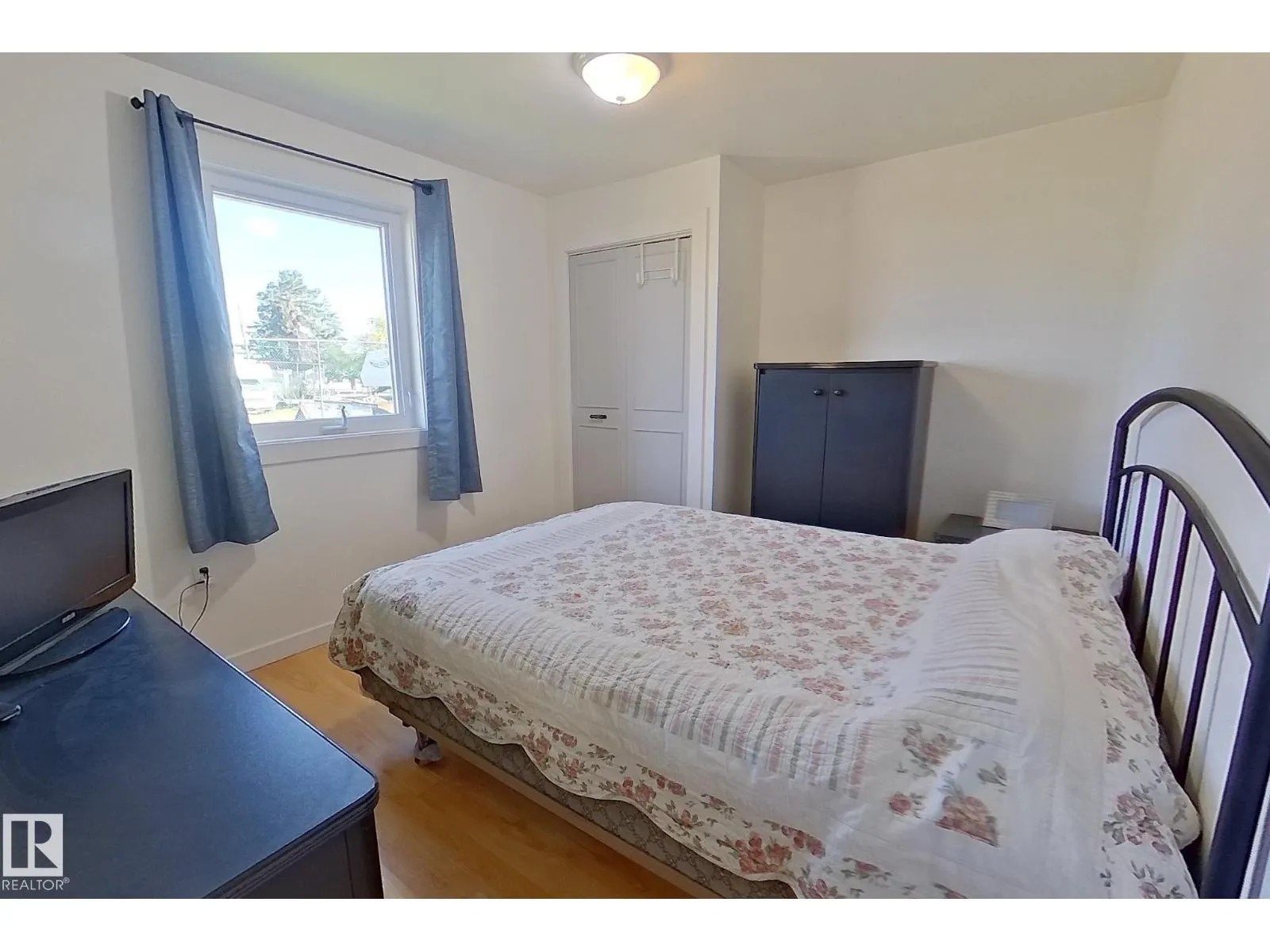 301 2nd Street