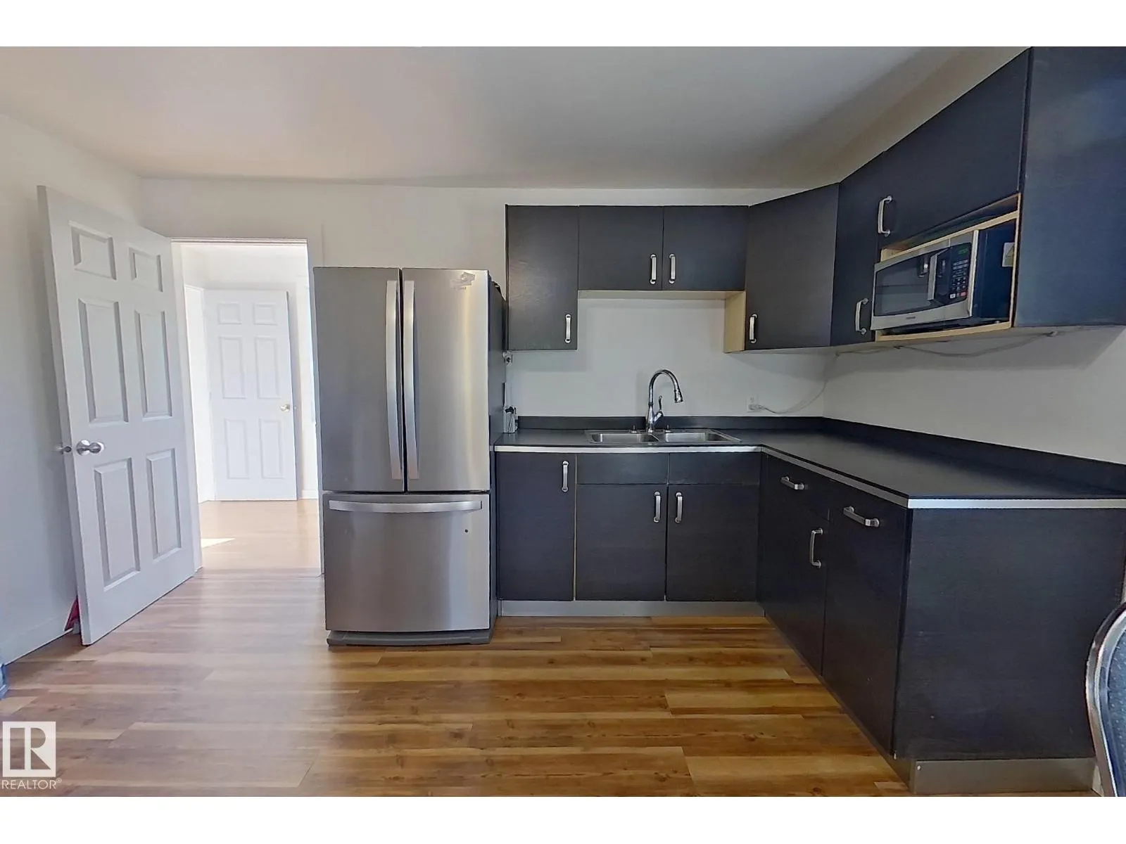 301 2nd Street