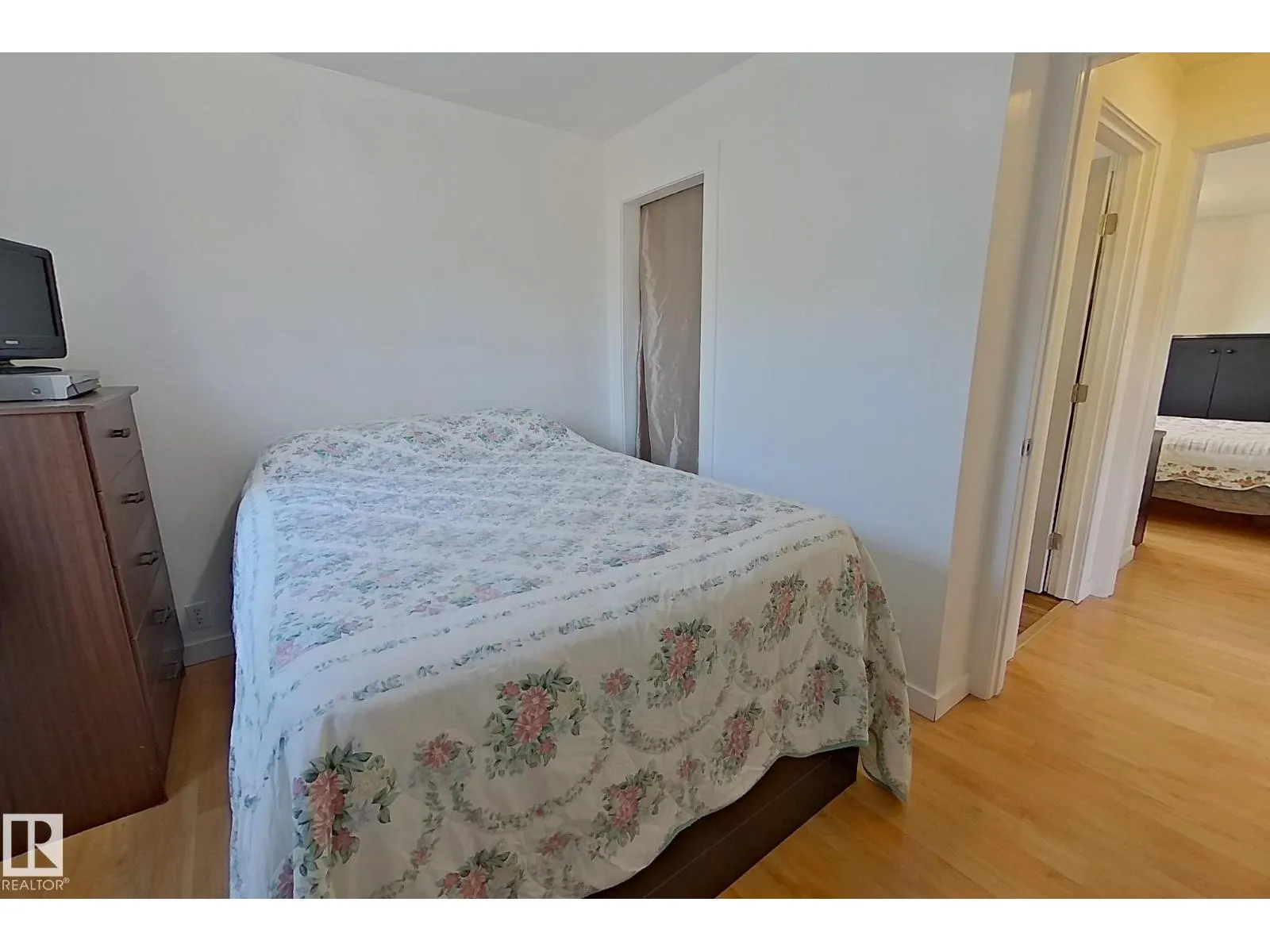 301 2nd Street