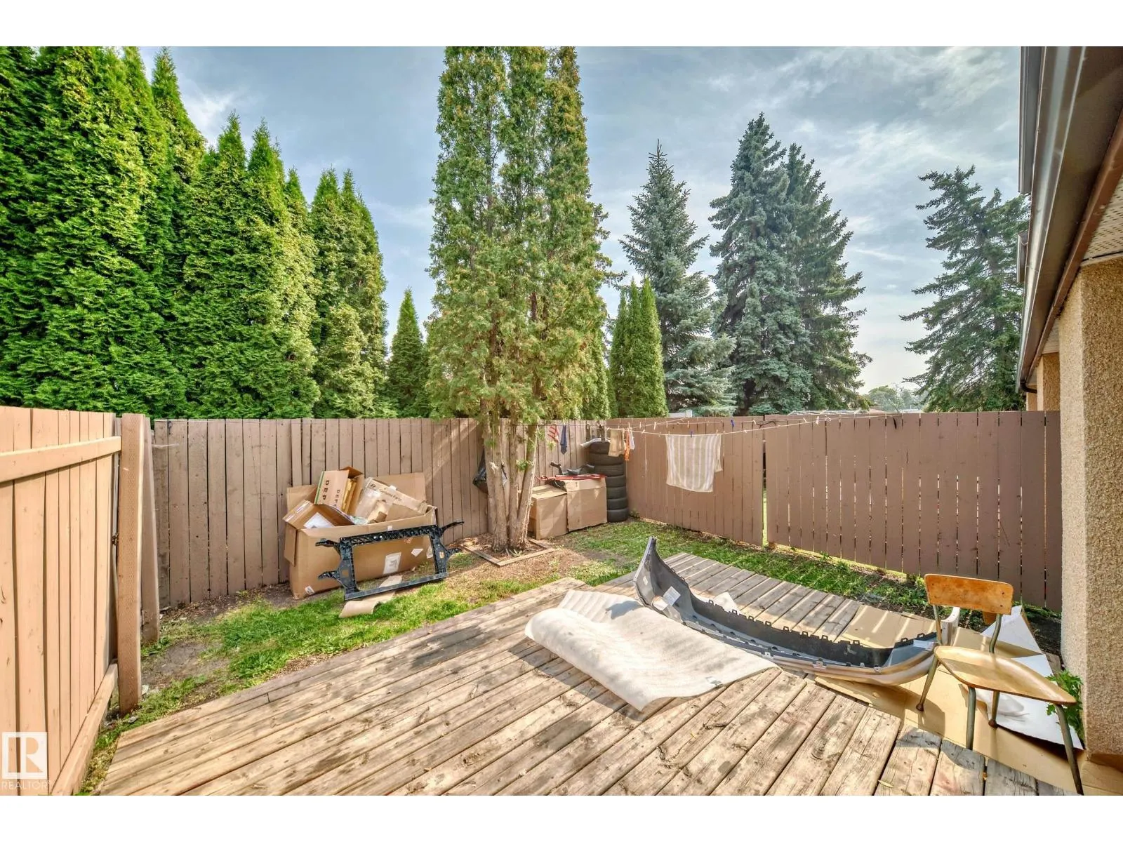 2343 139 AV NW
