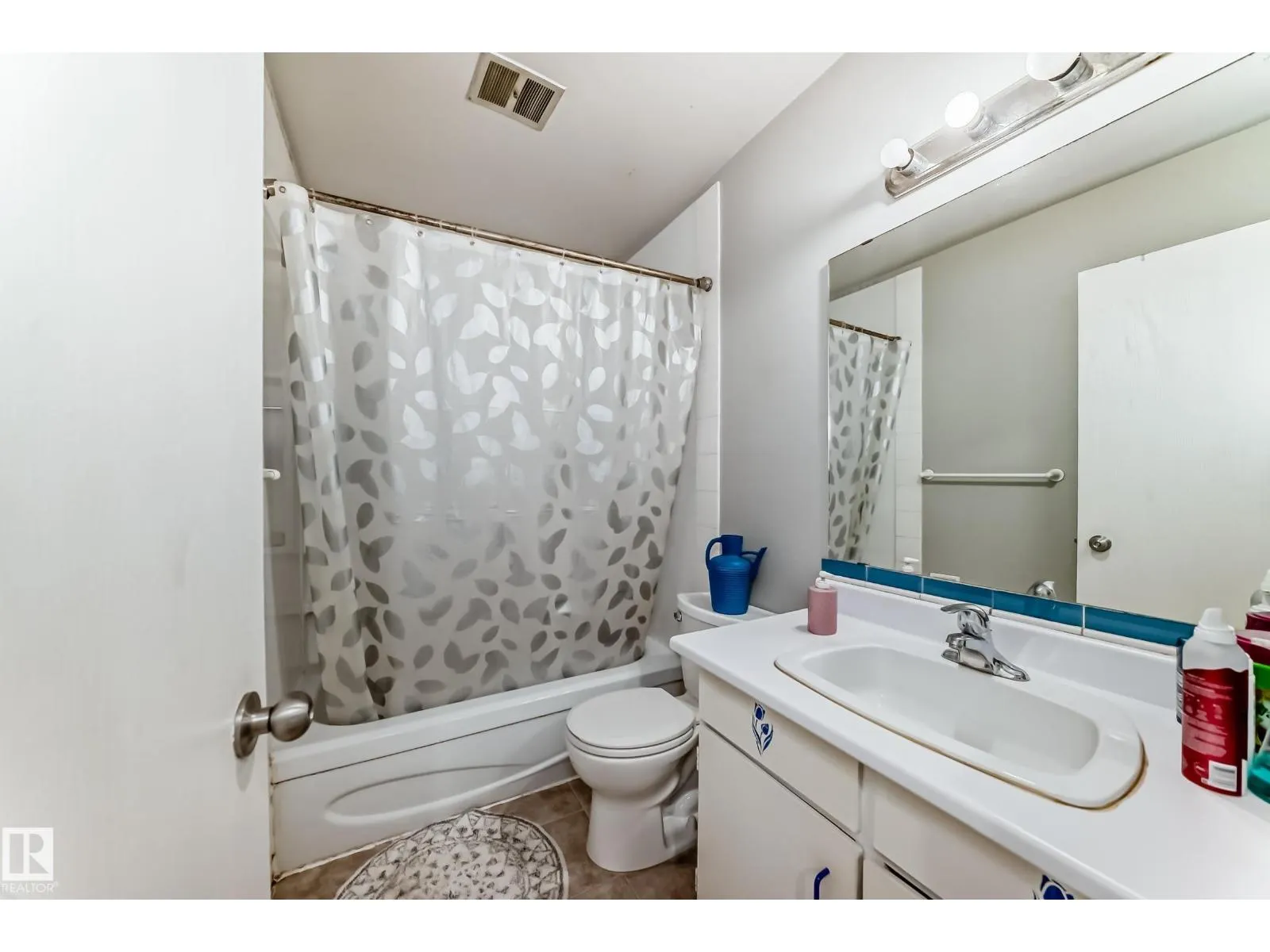 2343 139 AV NW