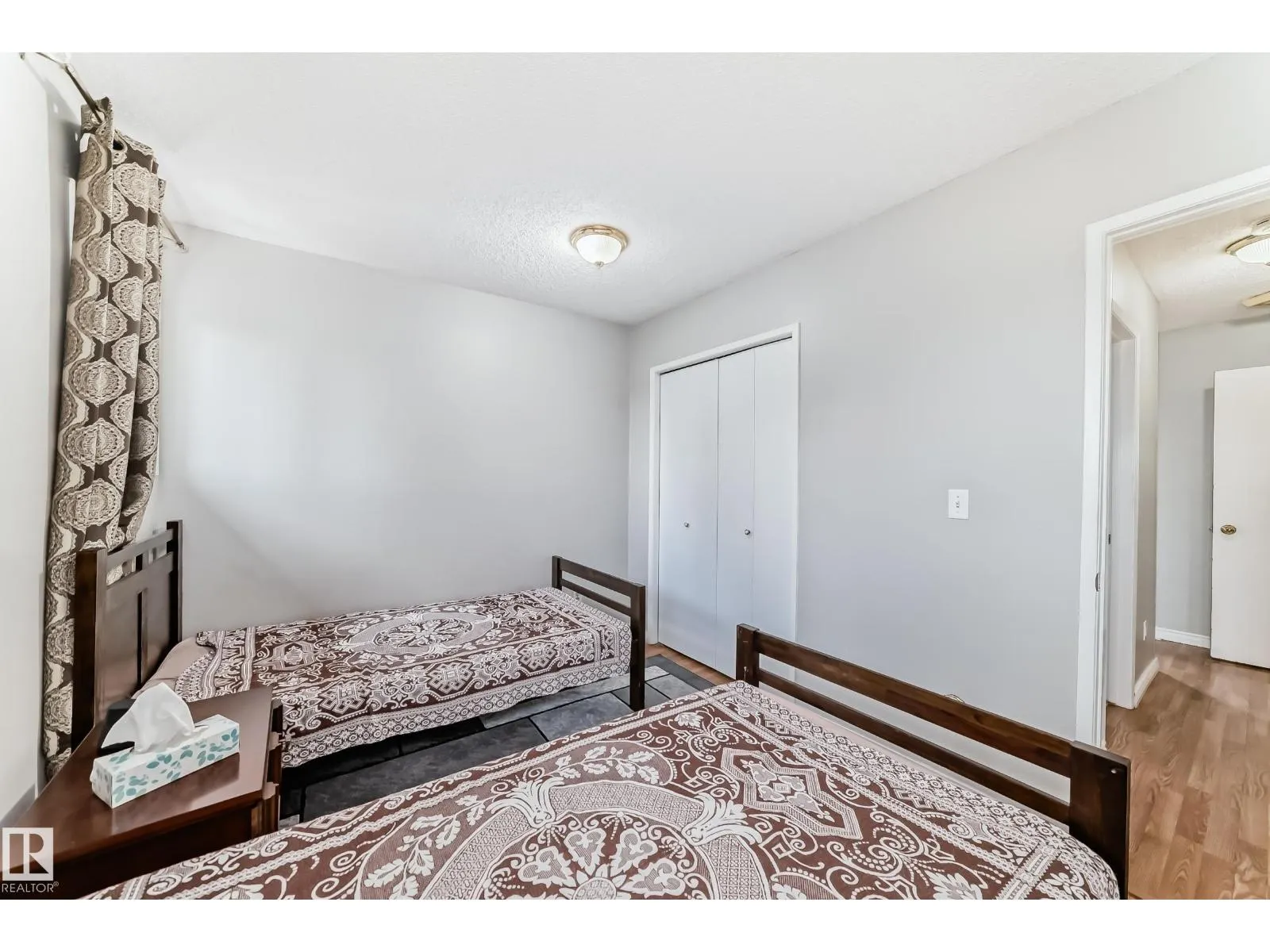2343 139 AV NW