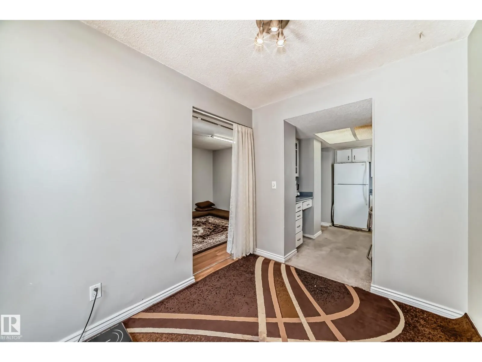 2343 139 AV NW