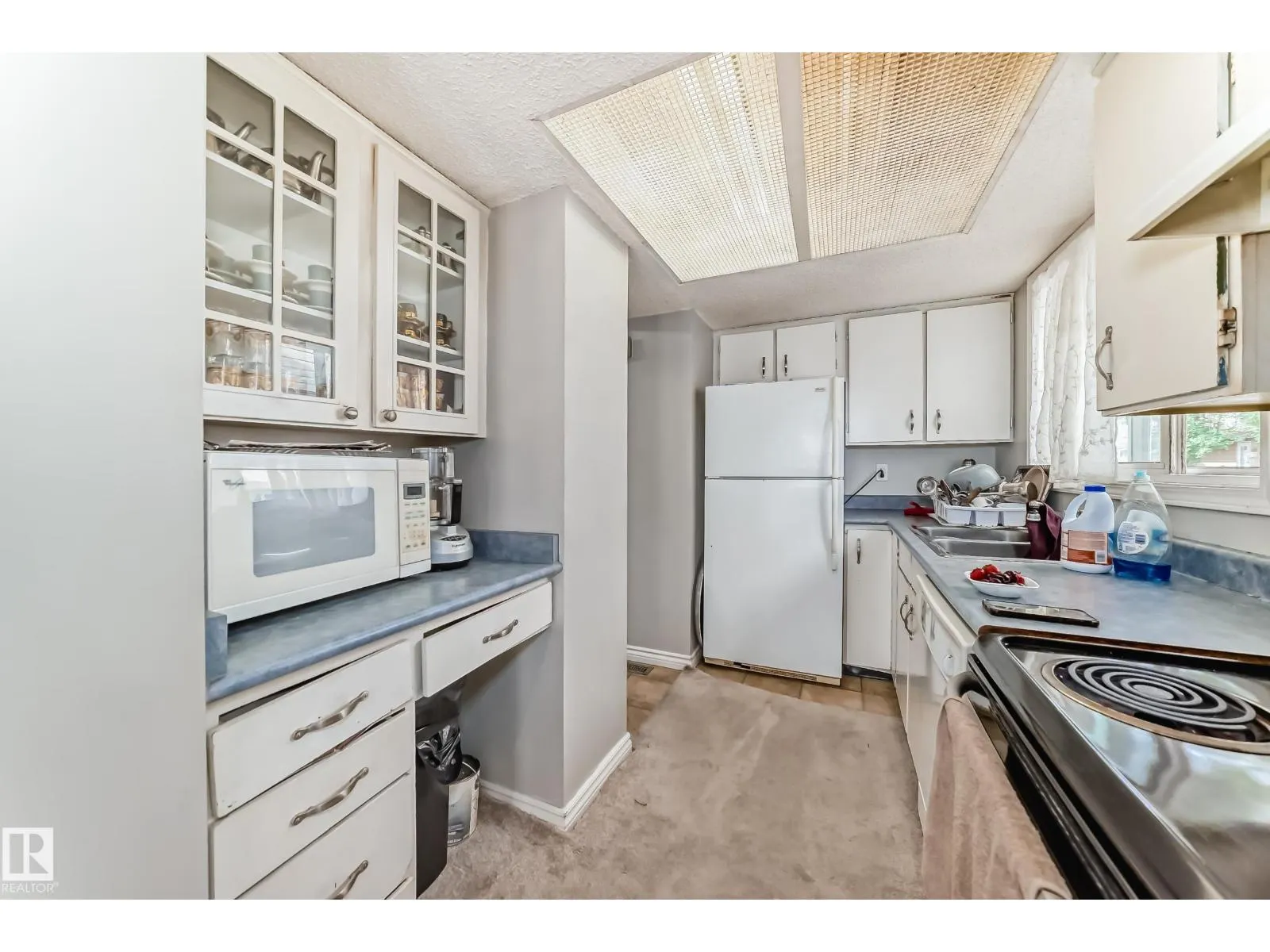 2343 139 AV NW