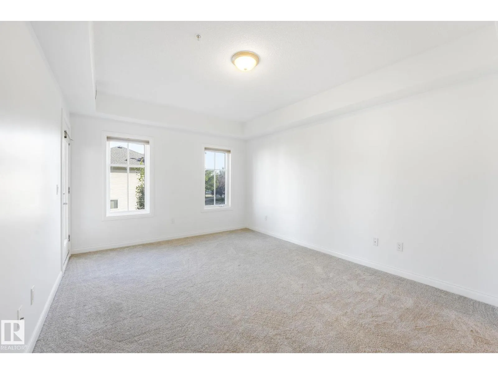 #232 1406 HODGSON WY NW