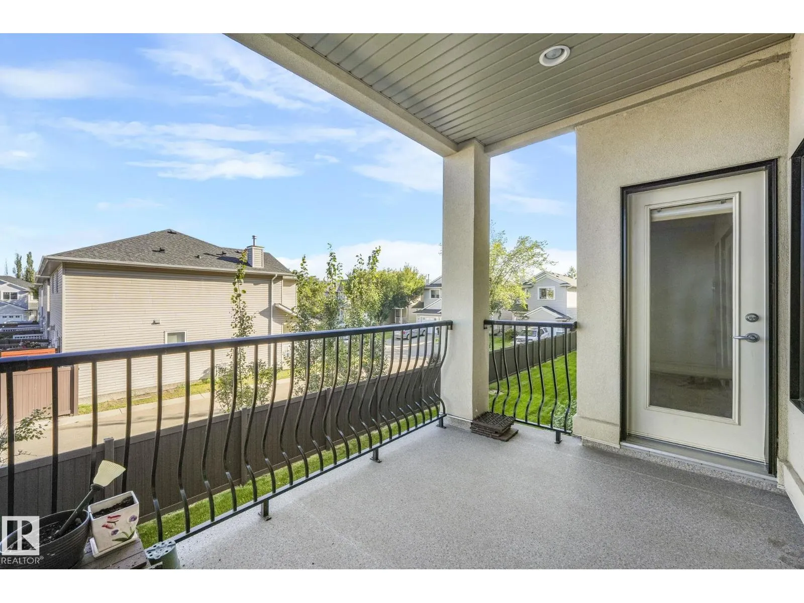 #232 1406 HODGSON WY NW