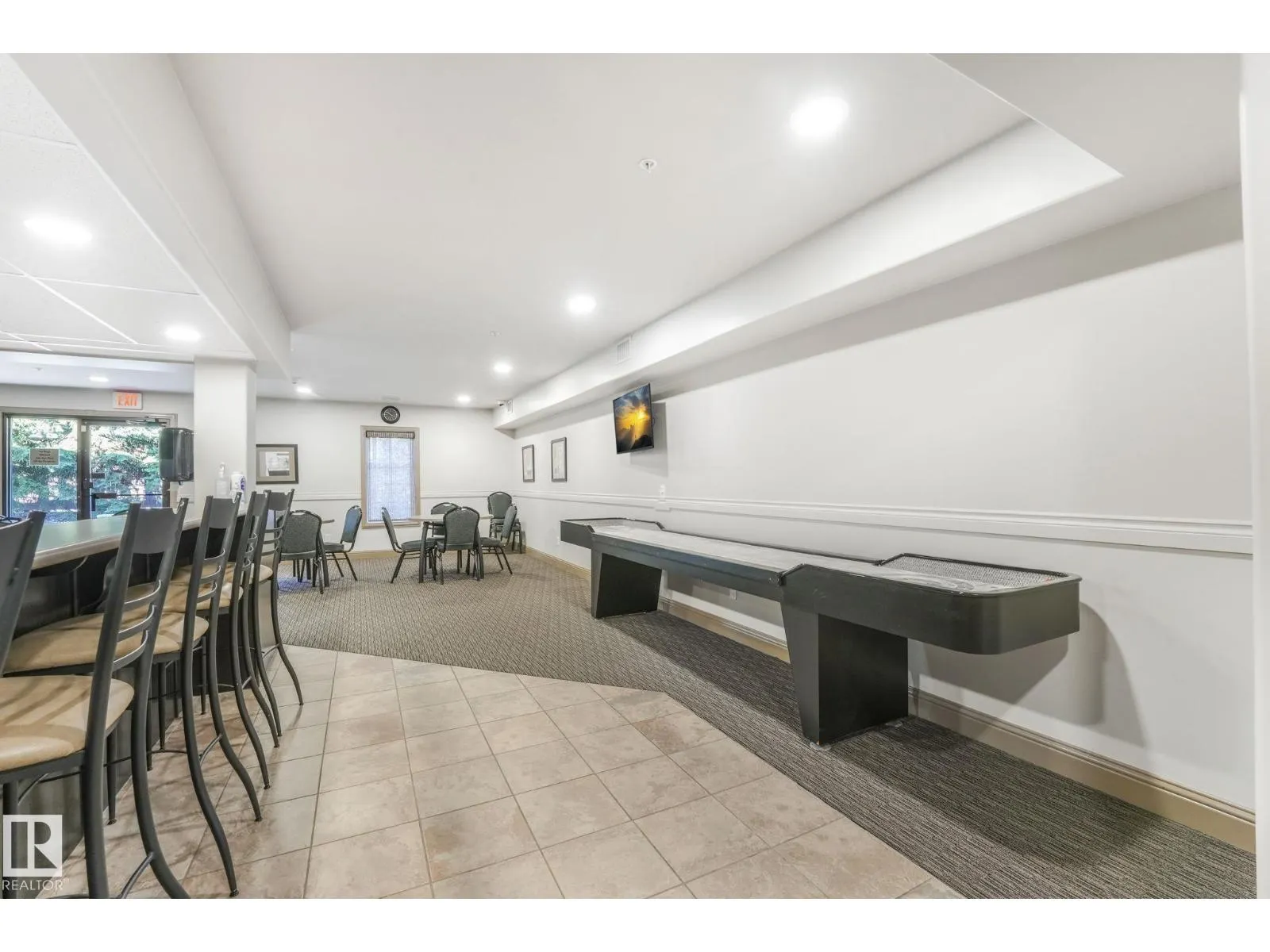#232 1406 HODGSON WY NW