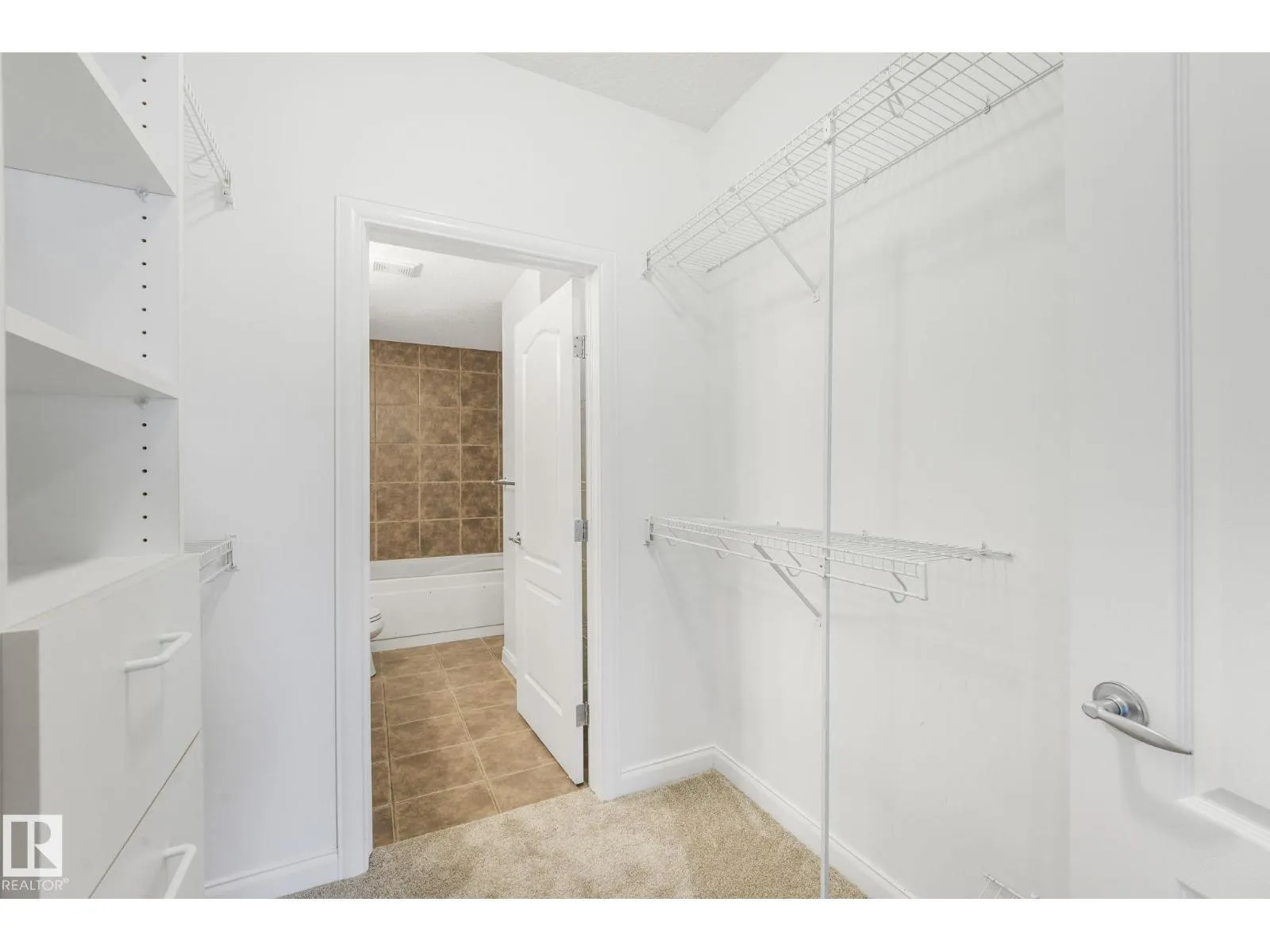 #232 1406 HODGSON WY NW
