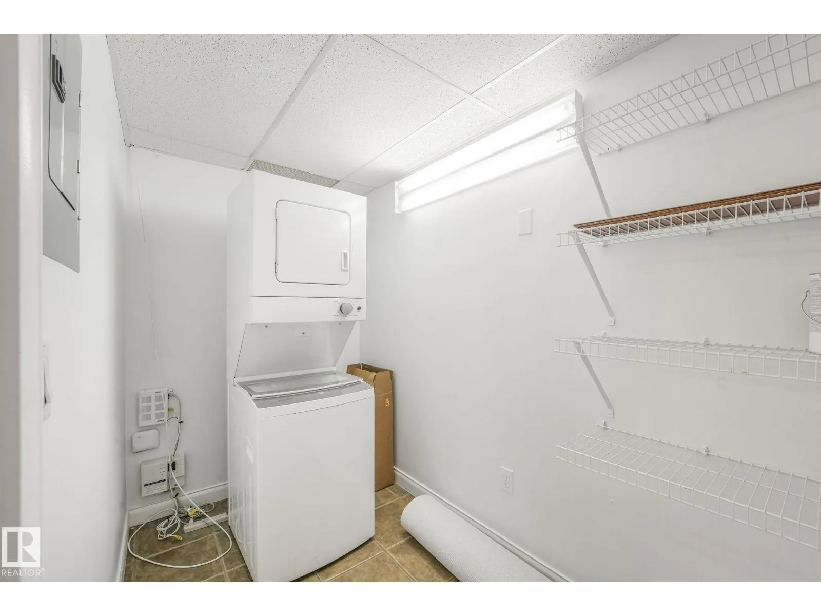 #232 1406 HODGSON WY NW