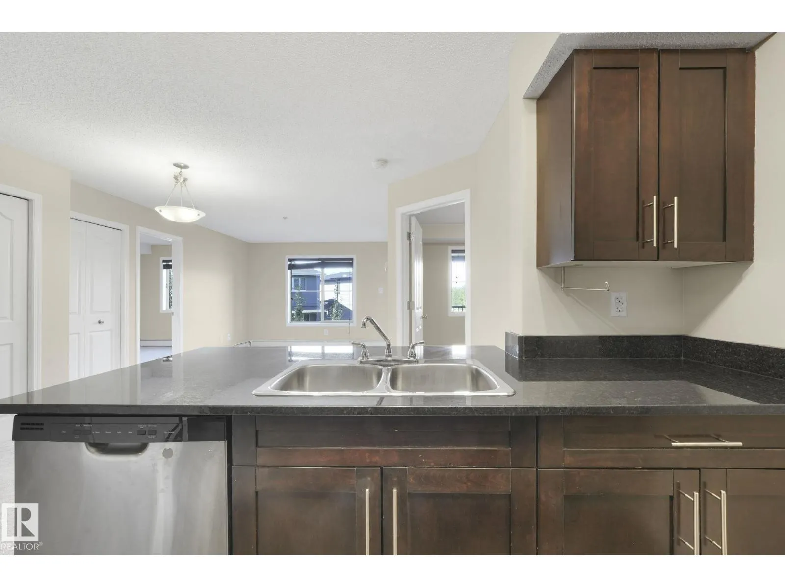#214 1060 McConachie BV NW