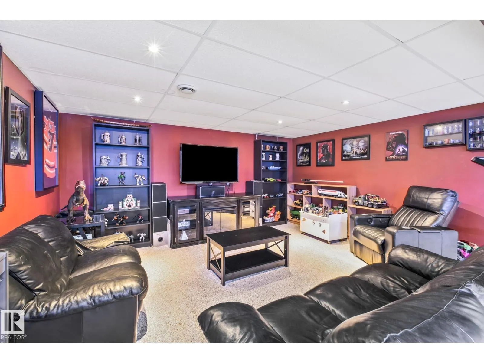 13 GRANTHAM PL