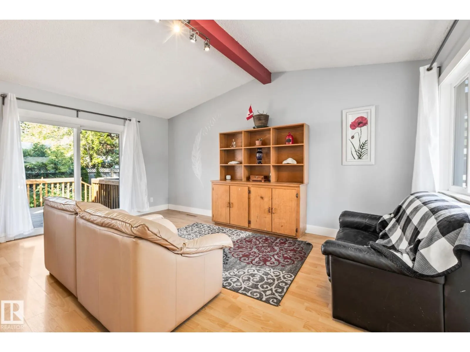 13 GRANTHAM PL