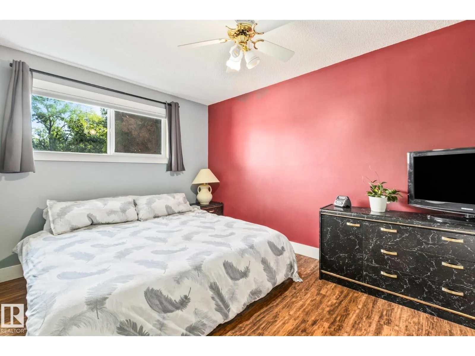 13 GRANTHAM PL
