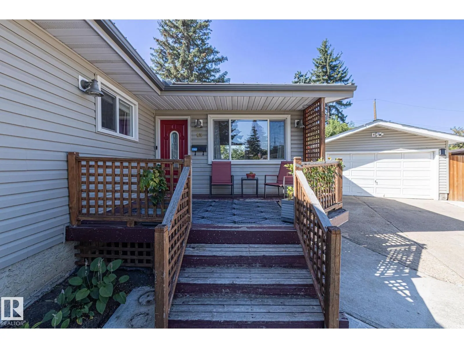 13 GRANTHAM PL