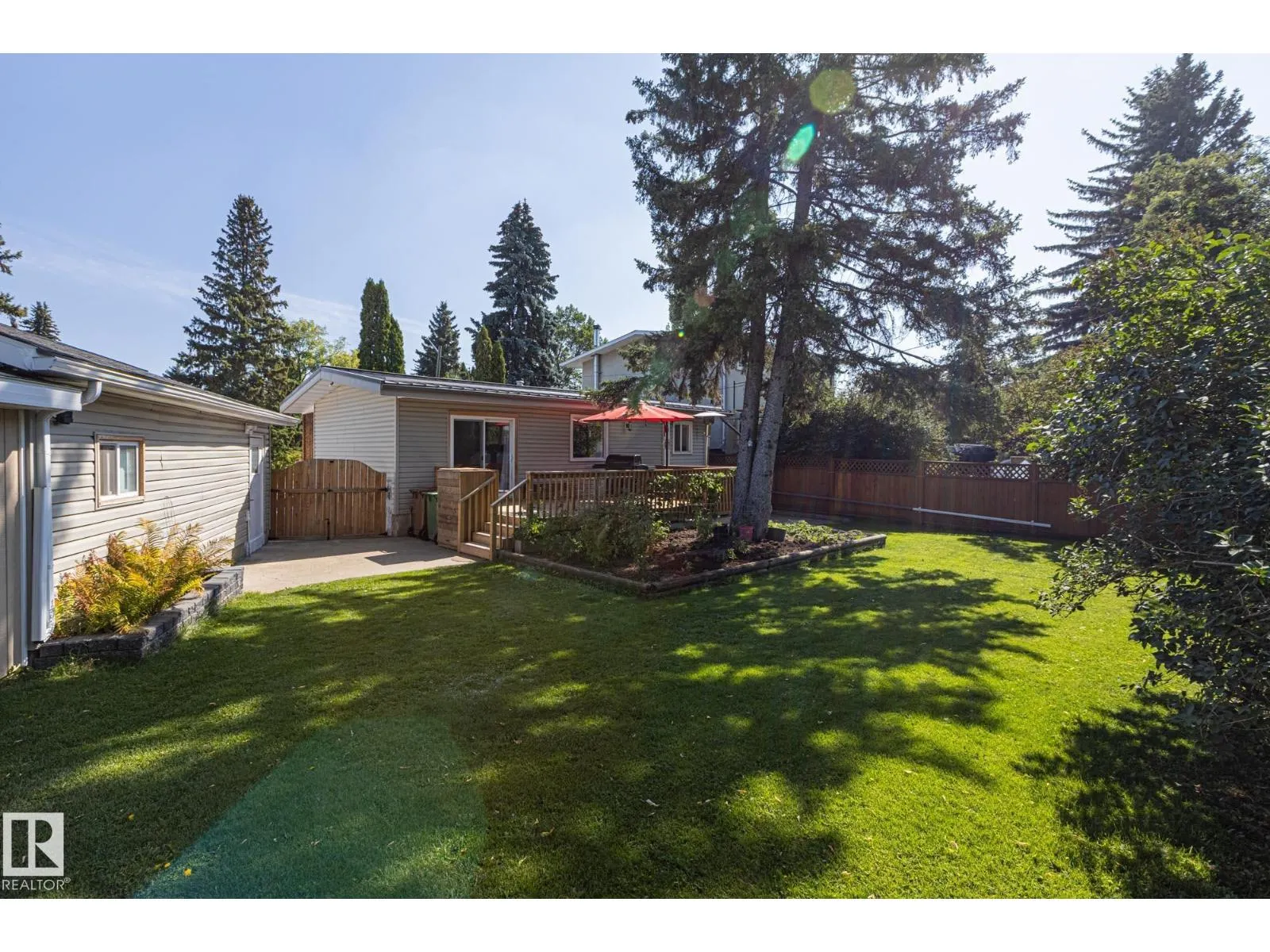 13 GRANTHAM PL