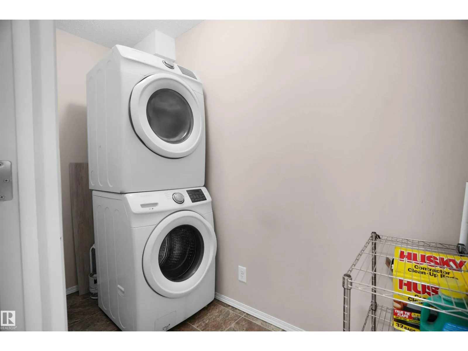#118 530 WATT BV SW