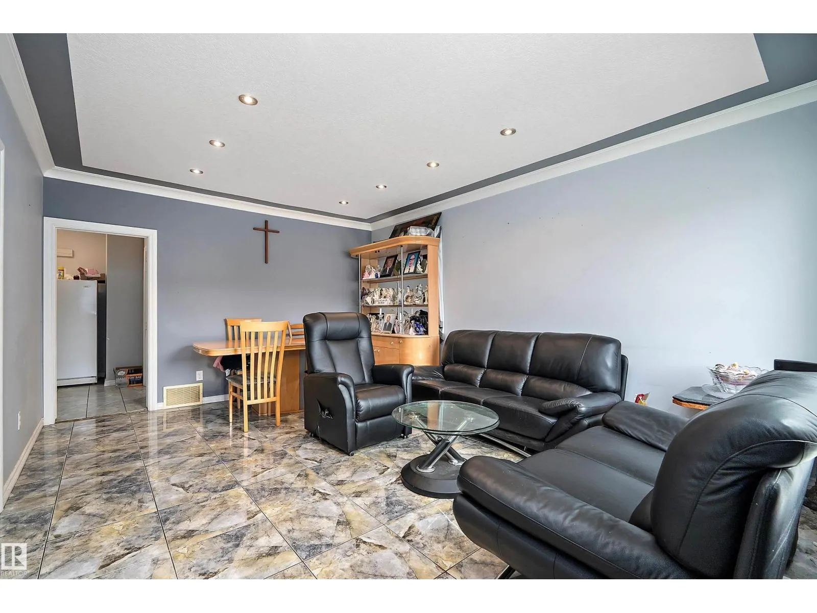 10913 97 ST NW