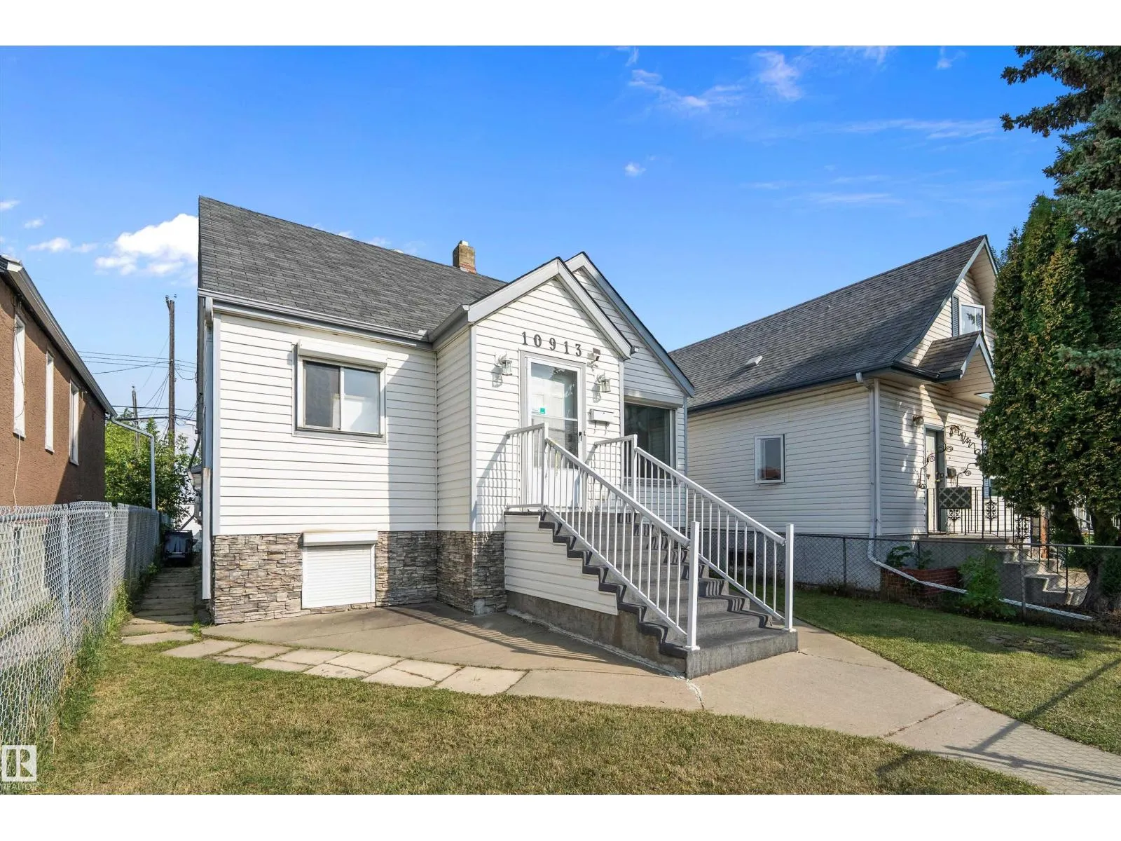 10913 97 ST NW